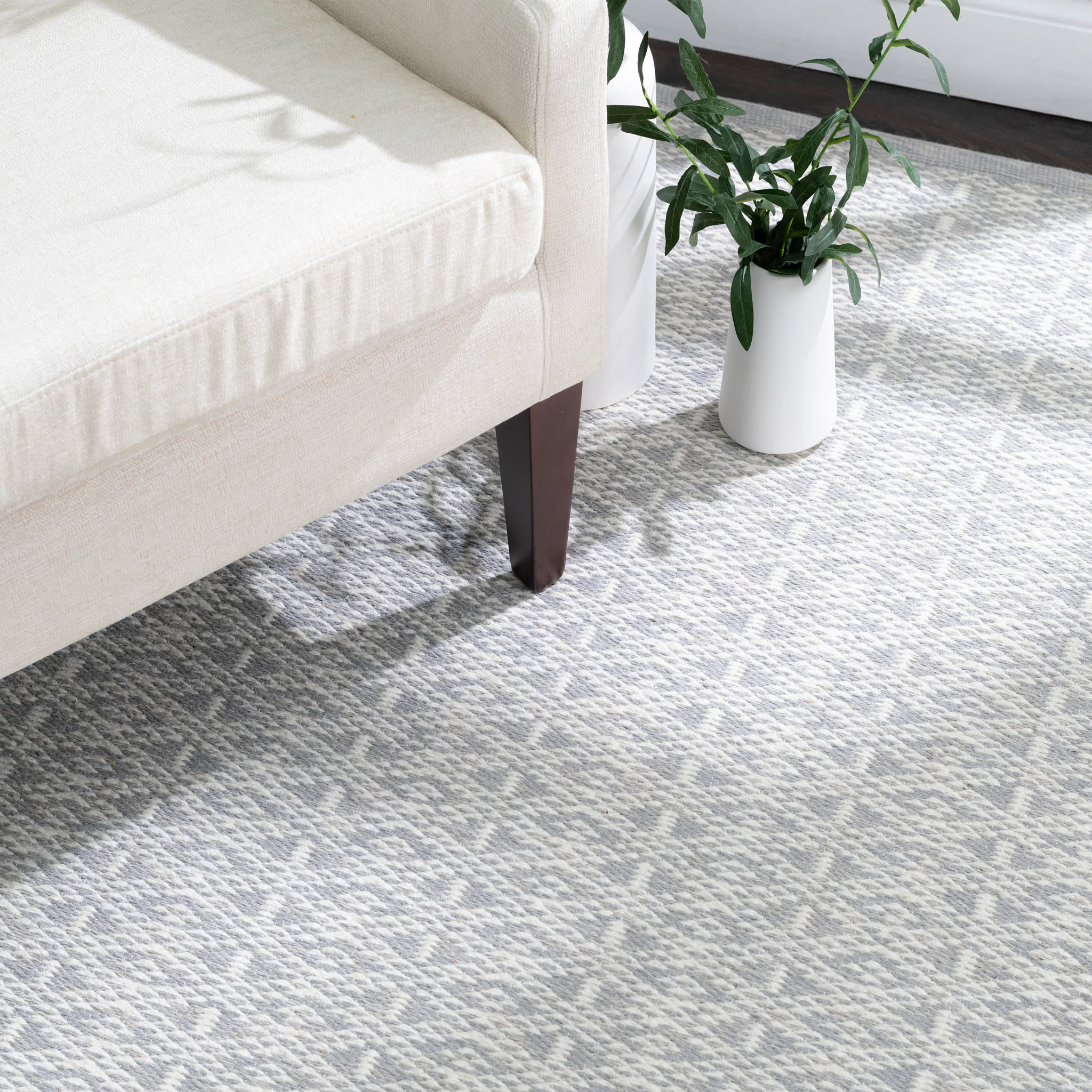 Bare Handwoven Cotton Rug | Grey - Image 3