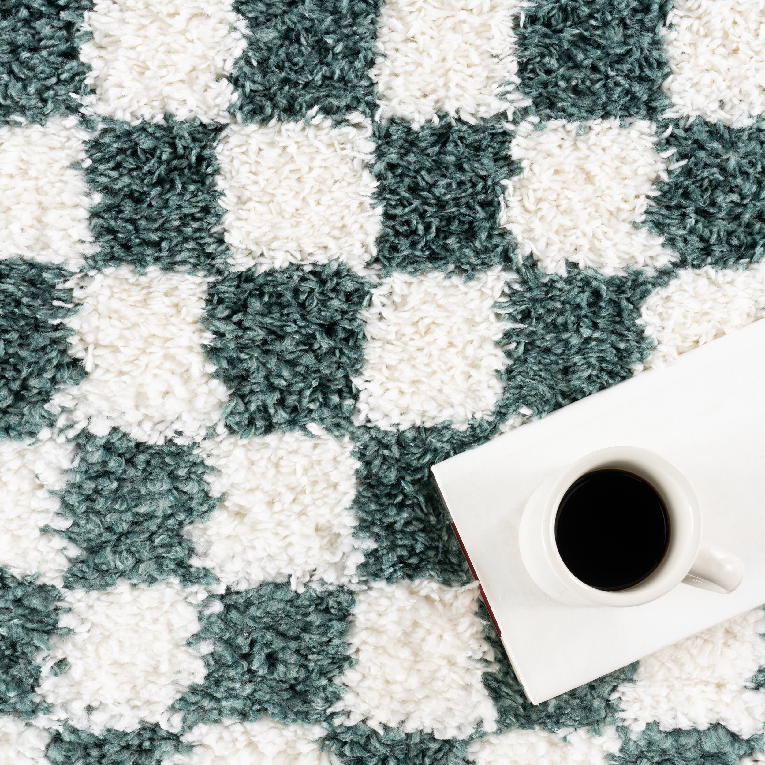 Bettie Retro Checkered Shag Rug | Green - Image 8