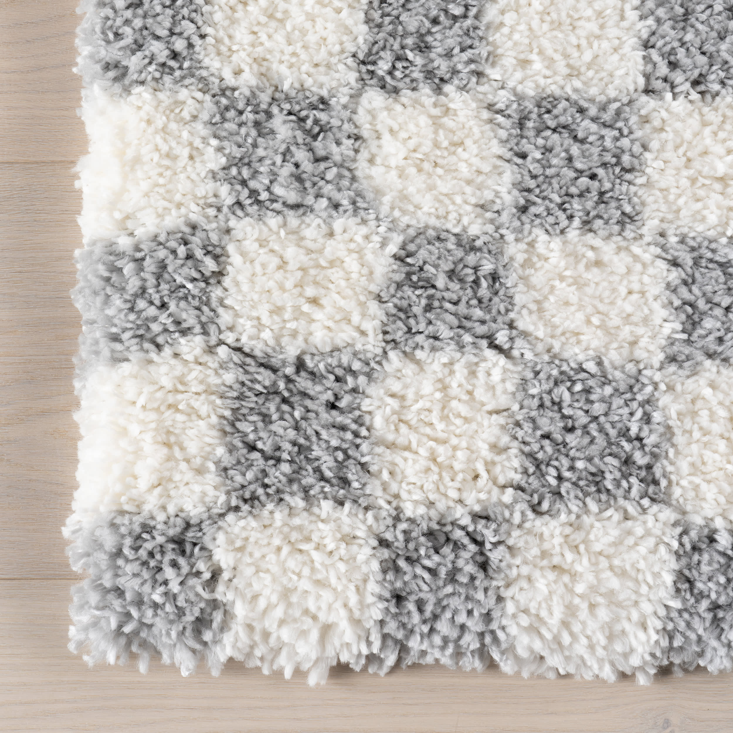 Bettie Retro Checkered Shag Rug | Light Grey - Image 4