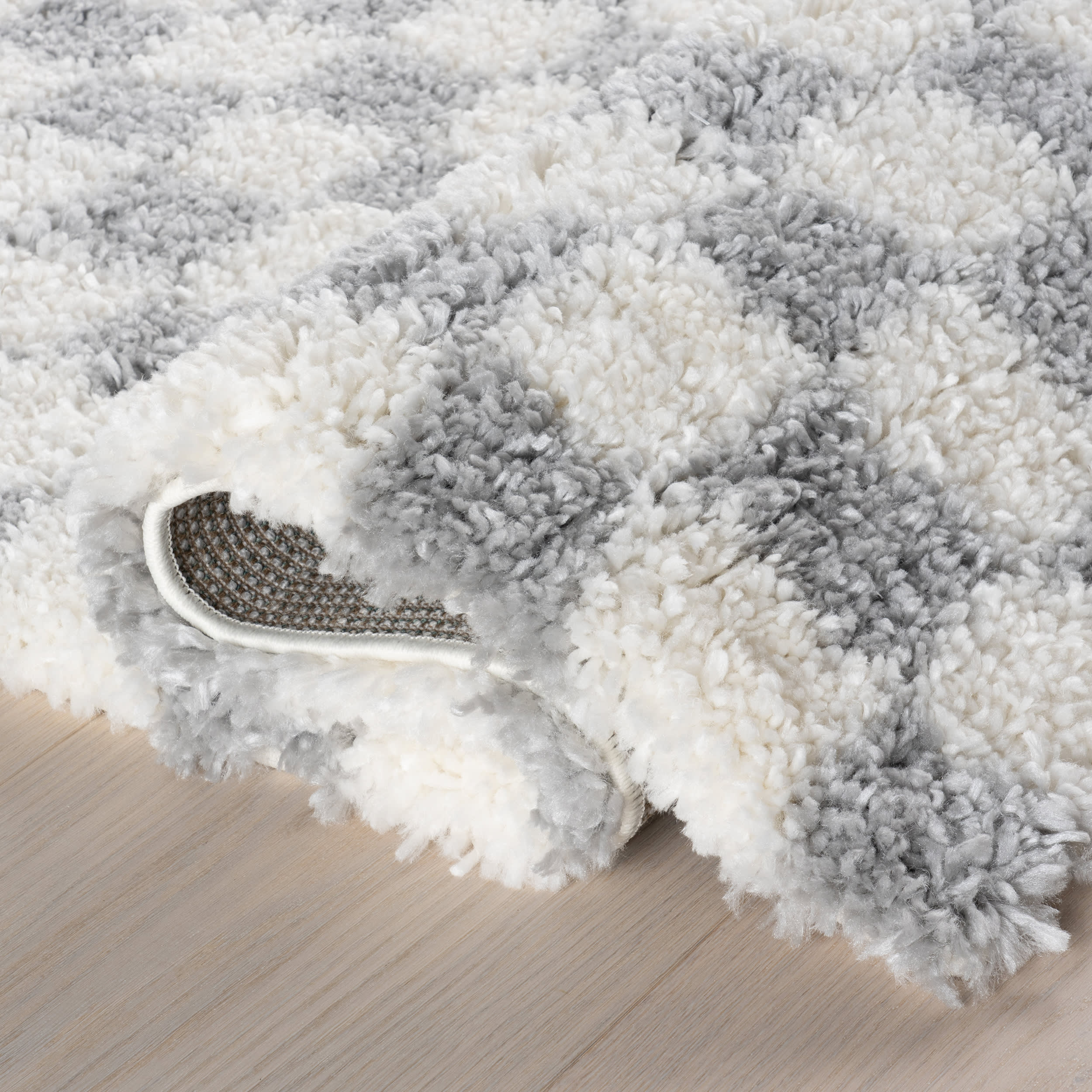 Bettie Retro Checkered Shag Rug | Light Grey - Image 9