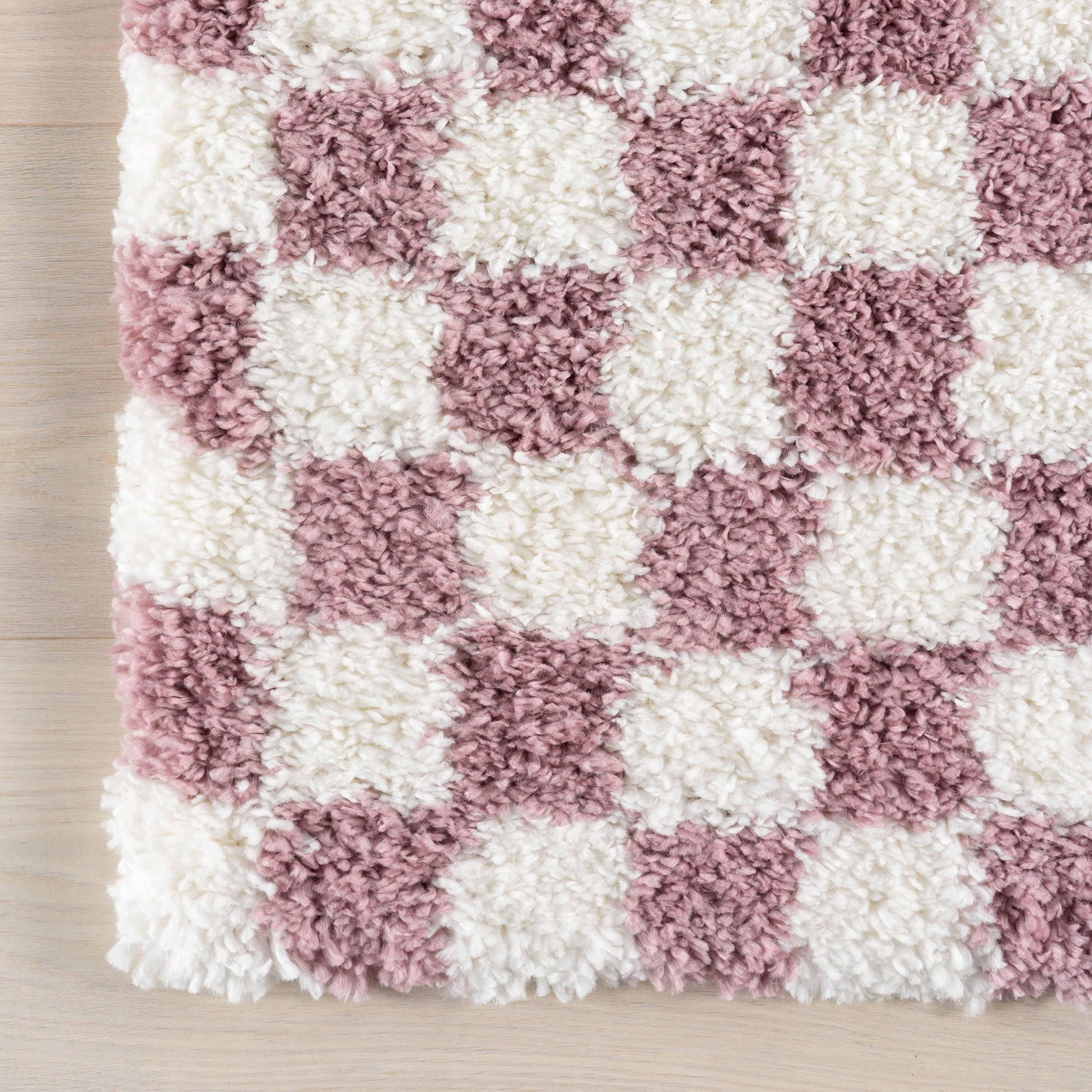 Bettie Retro Checkered Shag Rug | Pink - Image 4