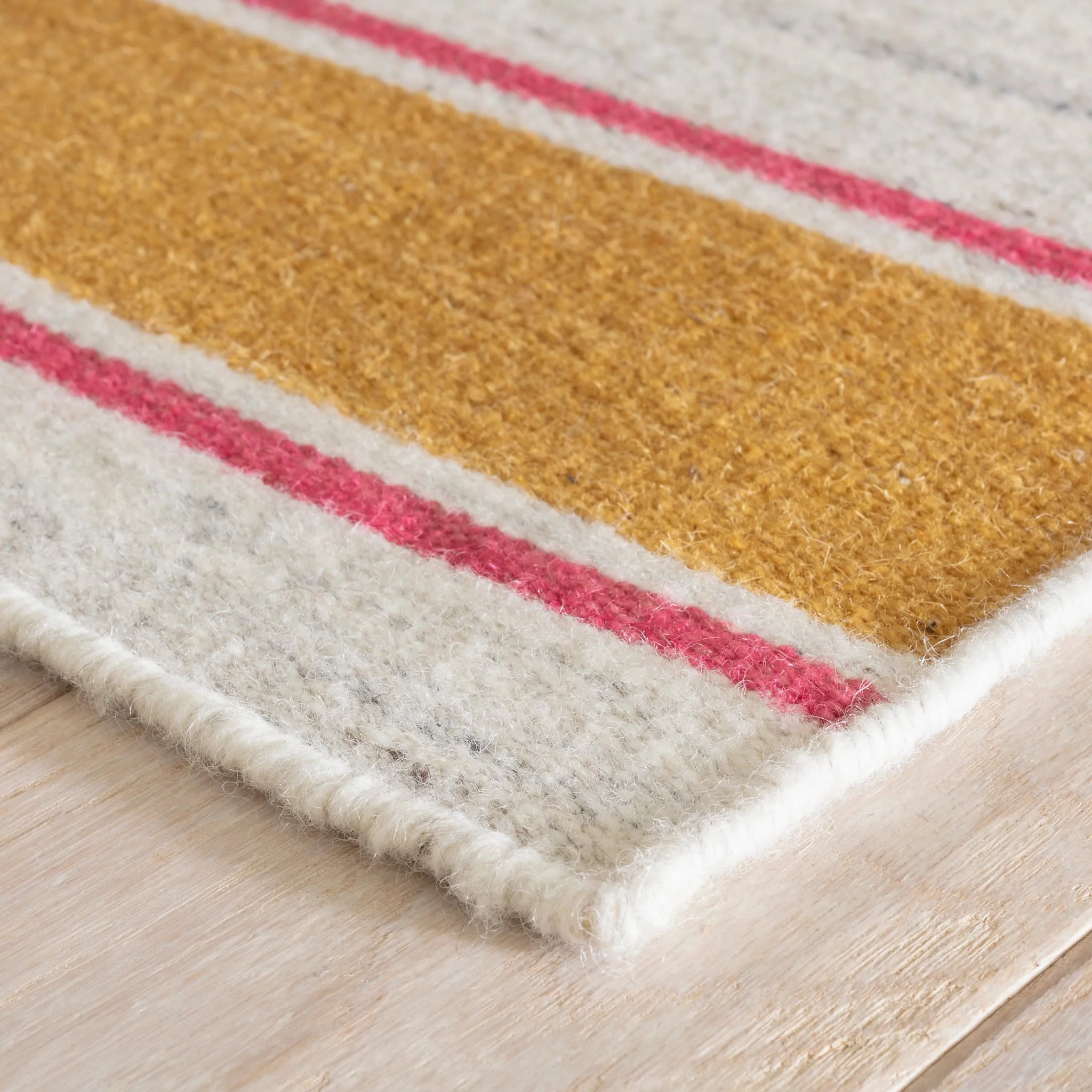 Billy Handwoven Wool Rug | Multi - Image 4
