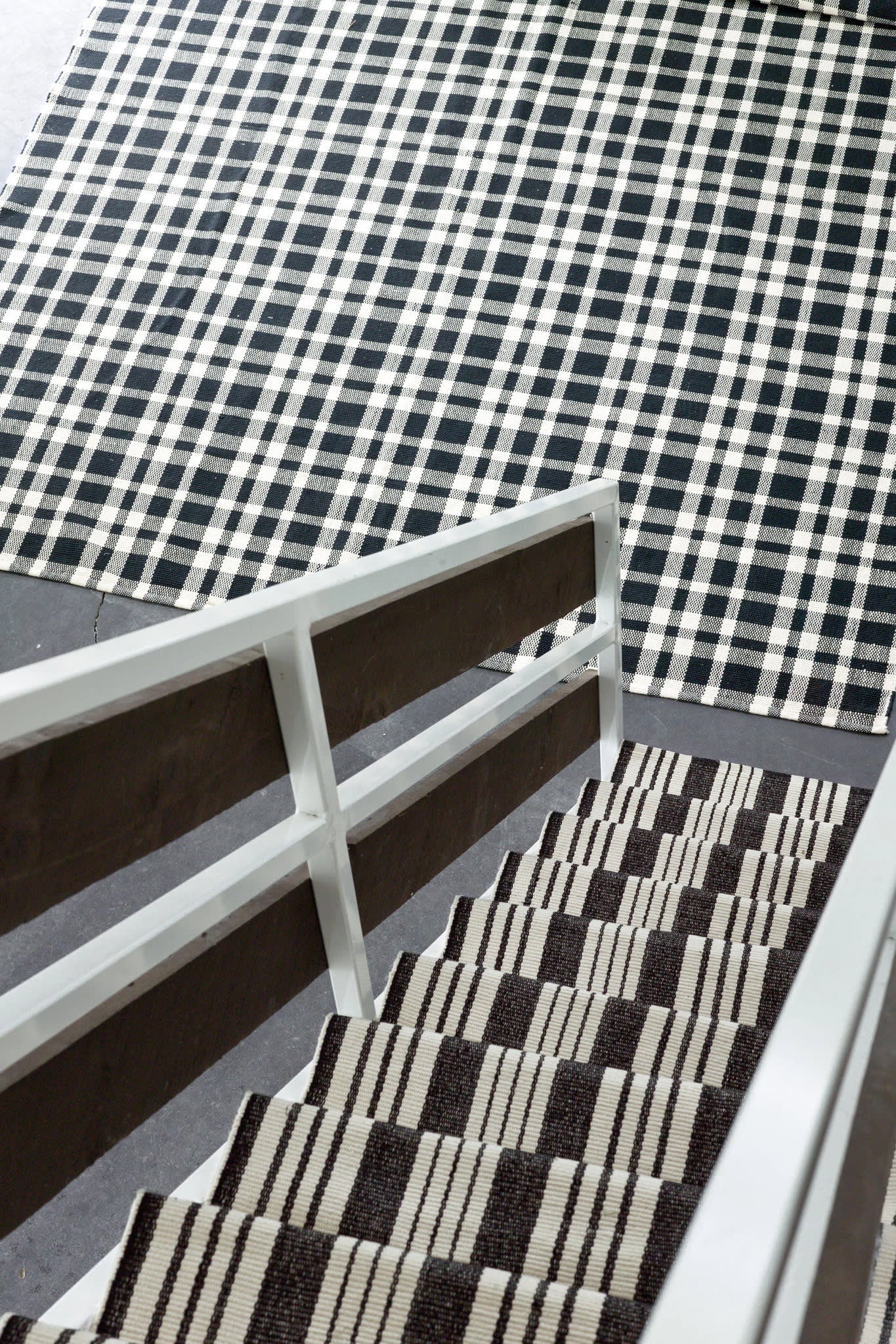 Birmingham Handwoven Cotton Rug | Black - Image 3