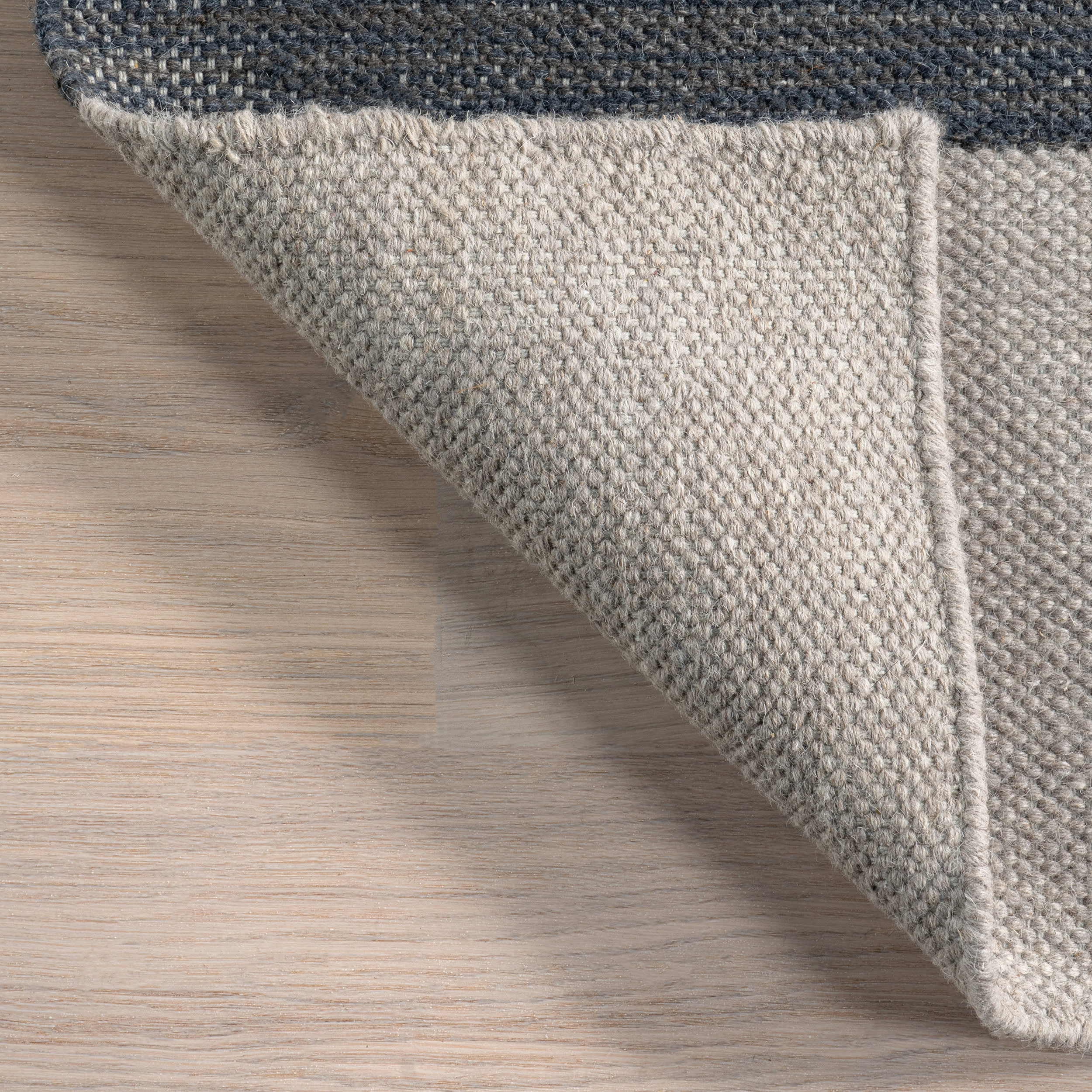Blue Jay Colorblocked Wool Rug | Grey - Image 5