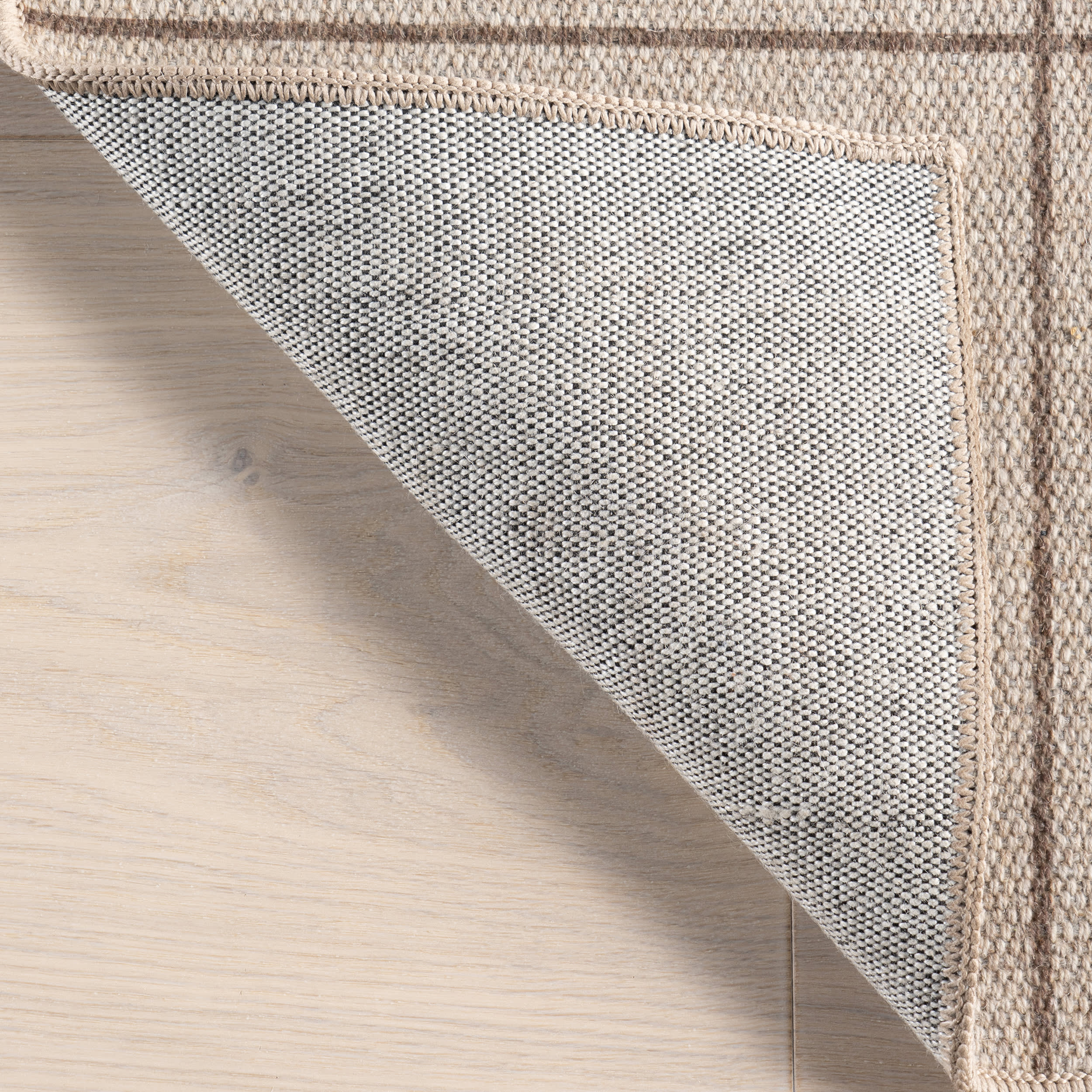 Blythe Checkered Washable Rug | Beige - Image 7