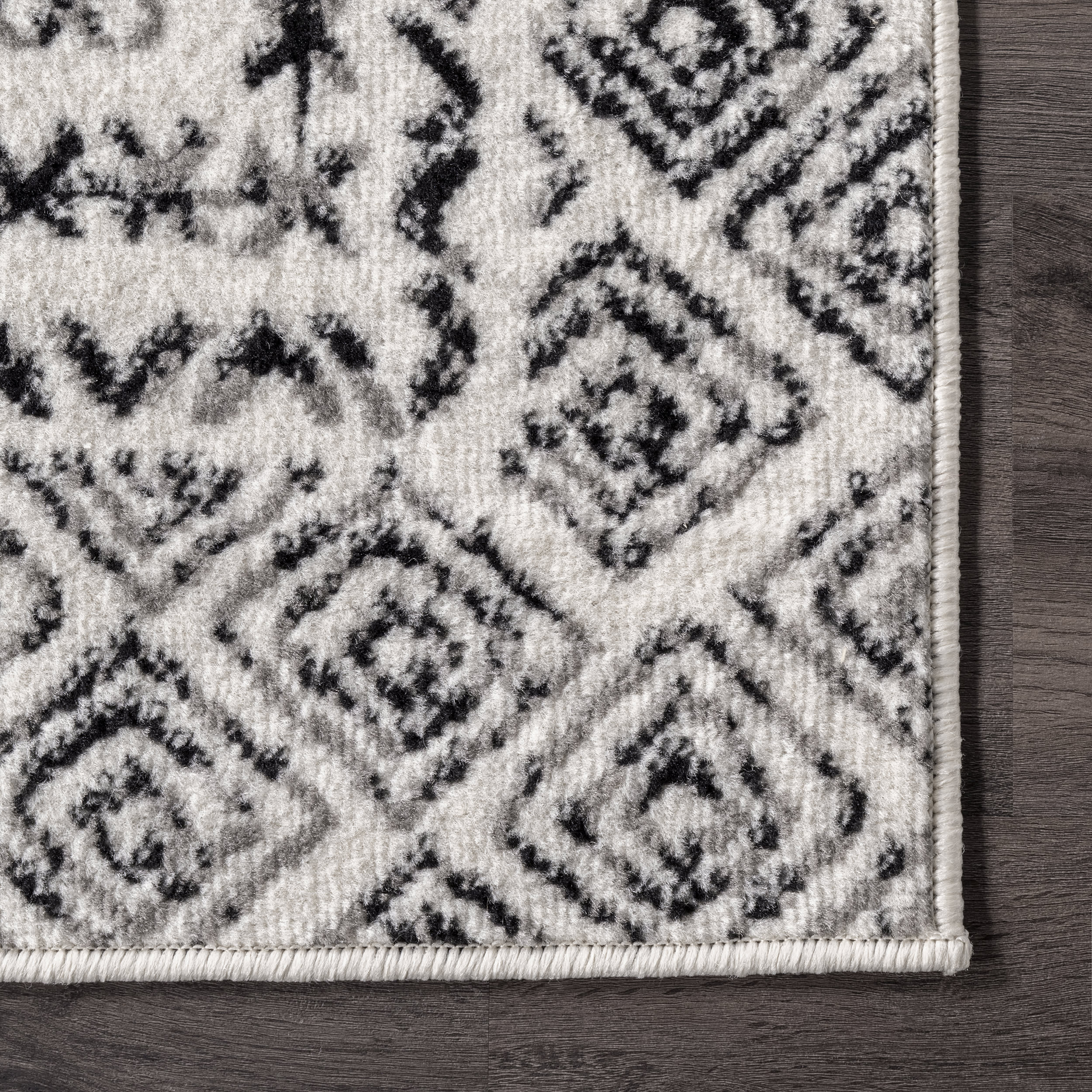 Bordered Lattice Rug | Light Grey - Image 3
