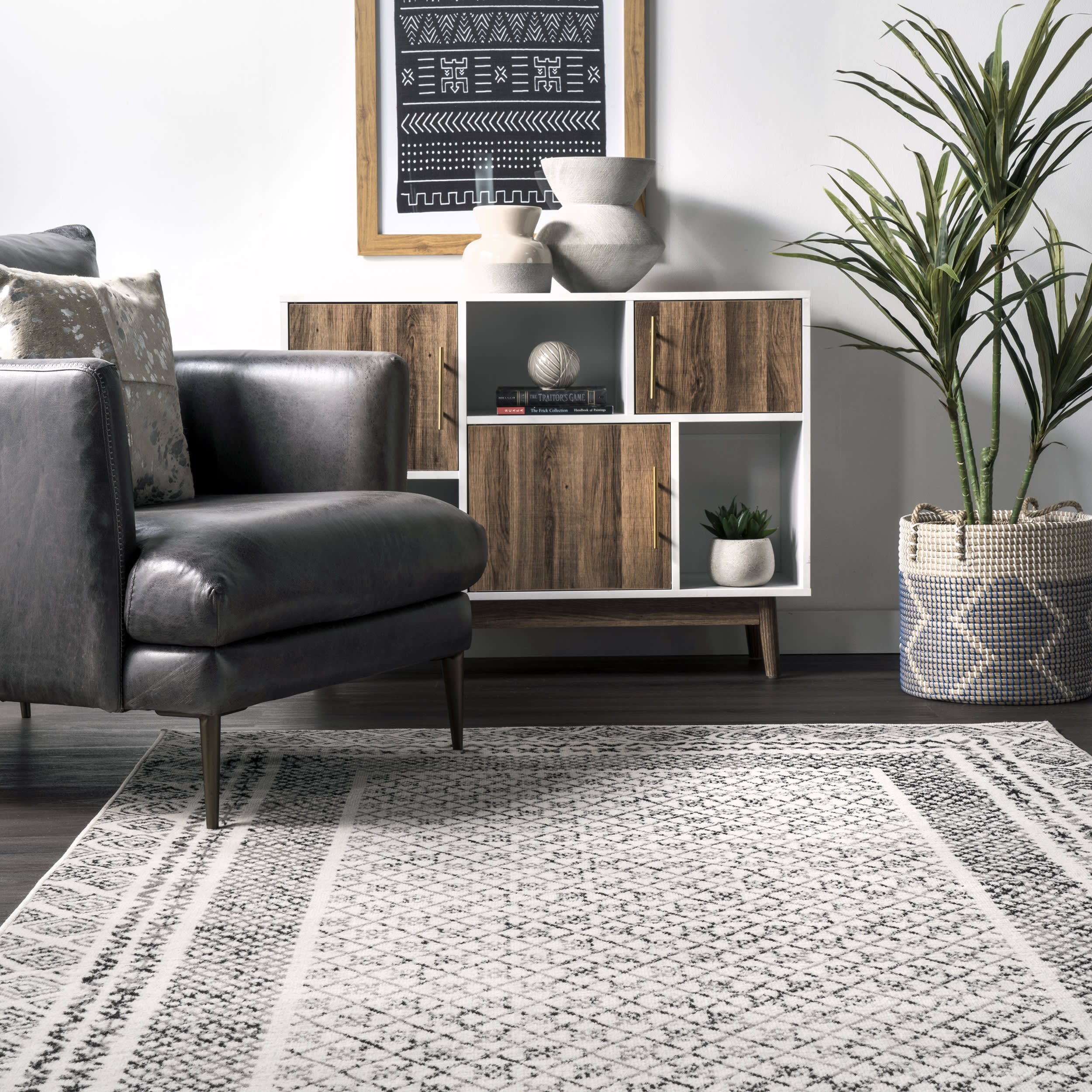 Bordered Lattice Rug | Light Grey - Image 4