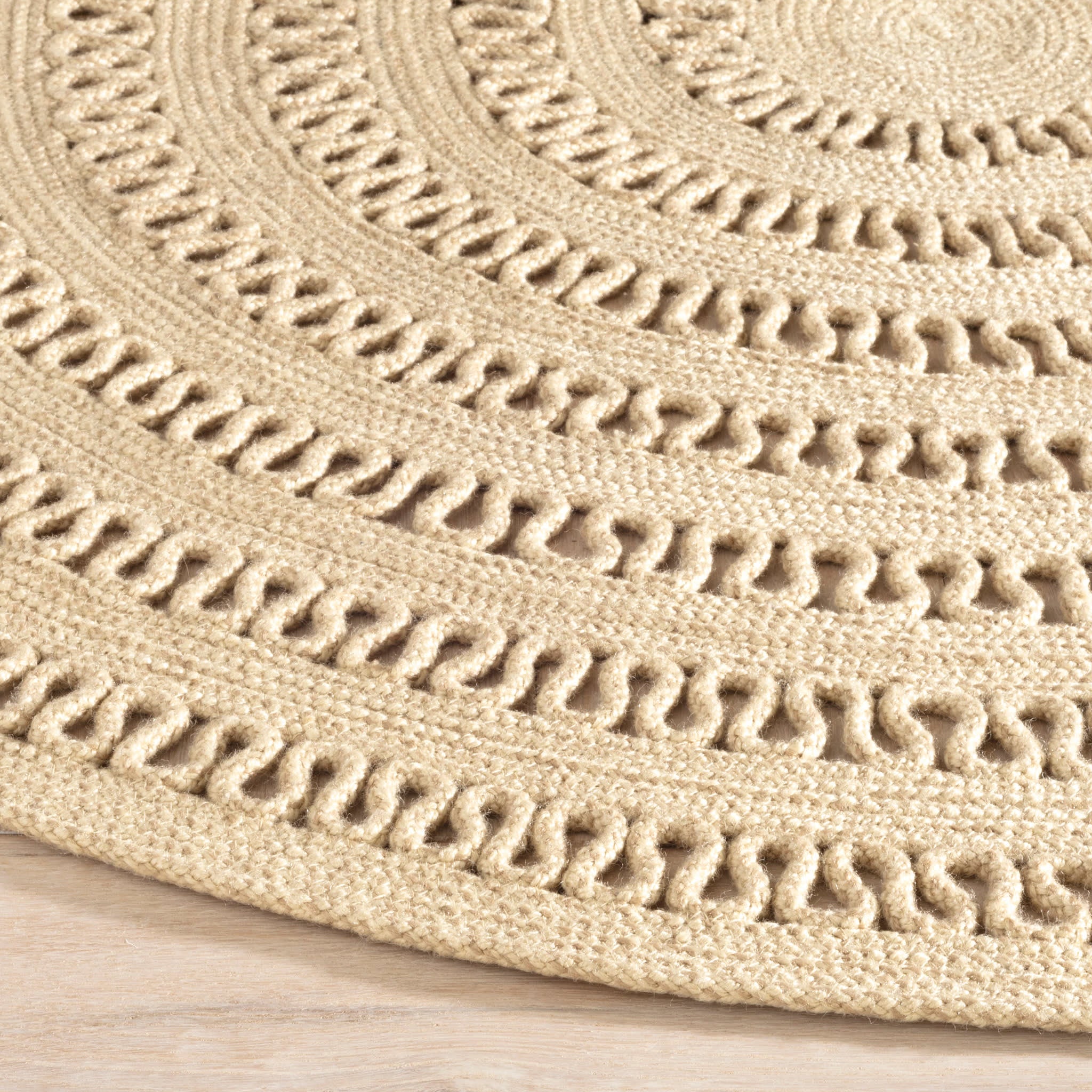 Bowline Handwoven Indoor/Outdoor Round Rug | Natural - Image 4