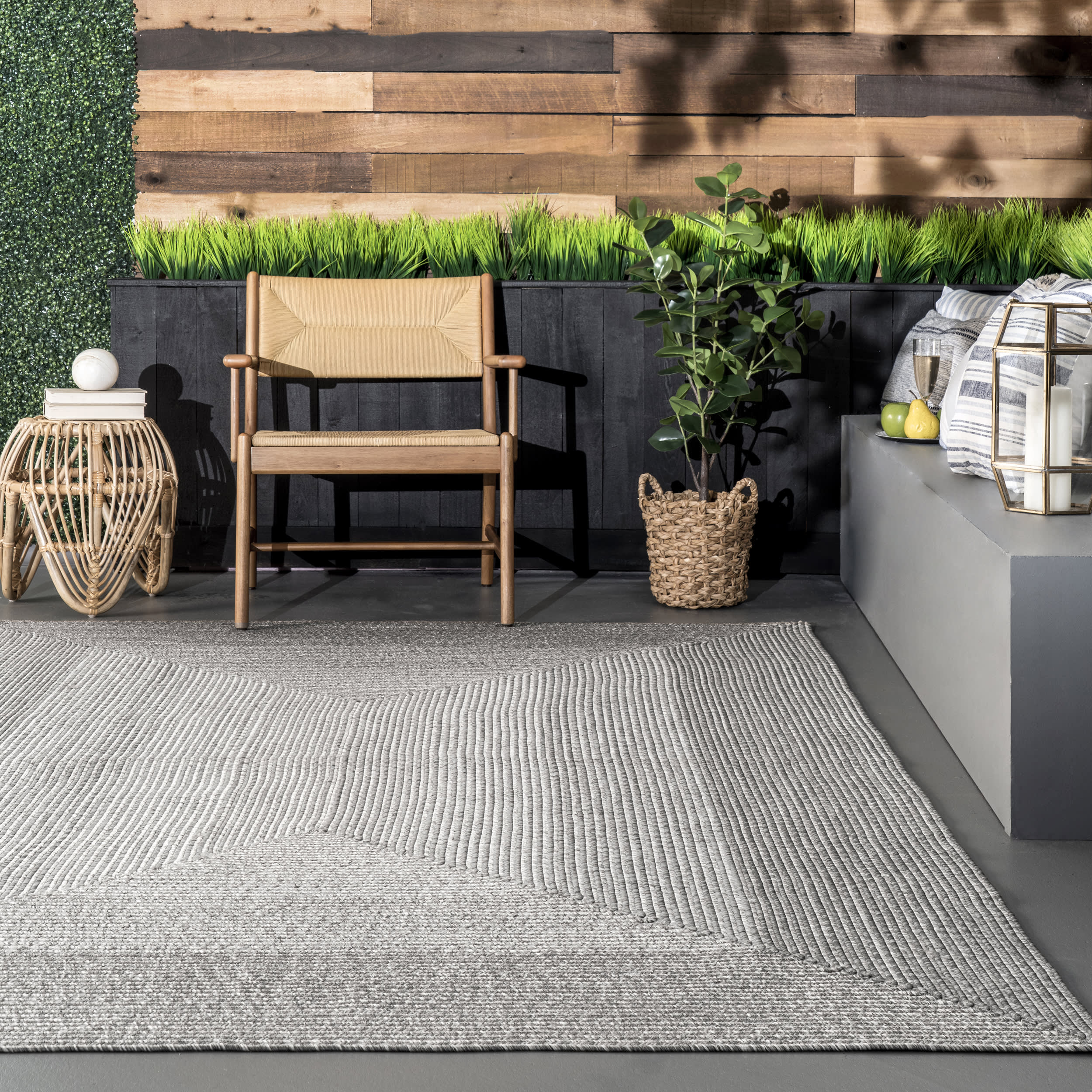 Braided Gradience Indoor/Outdoor Rug | Light Grey - Image 4
