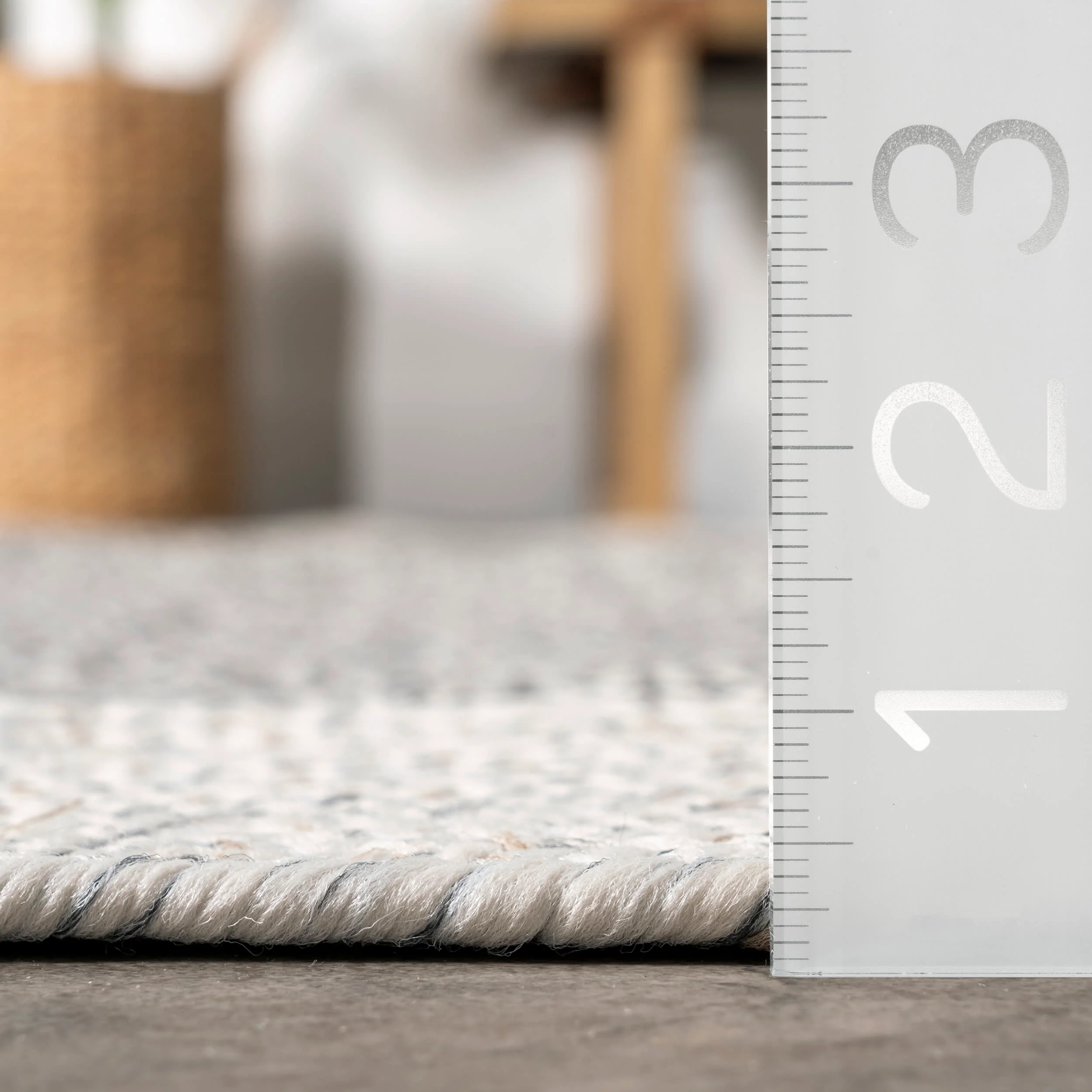 Braided Solid Border Indoor/Outdoor Rug | Grey - Image 5