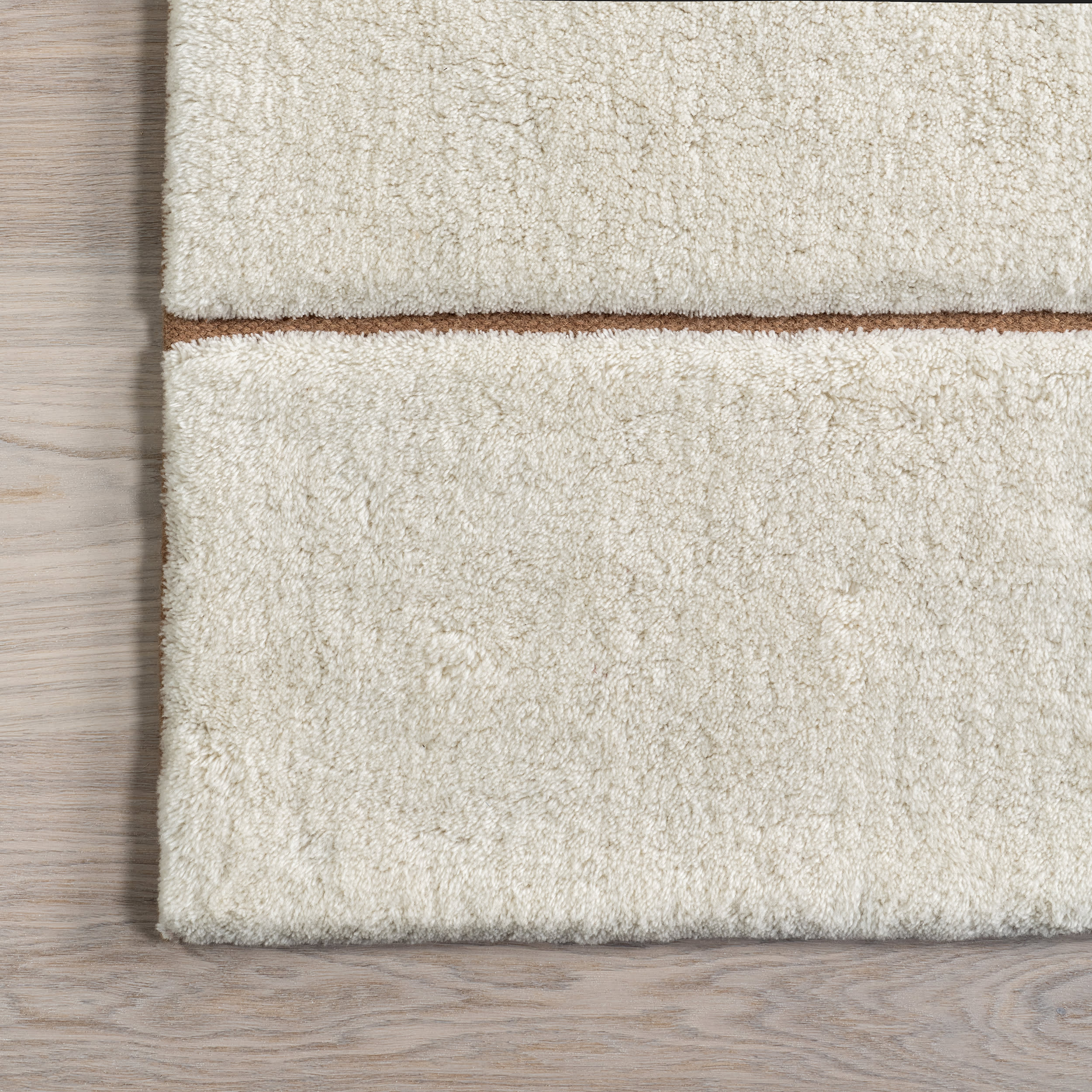 Brega Geometric New Zealand Wool Rug | Cream - Image 3