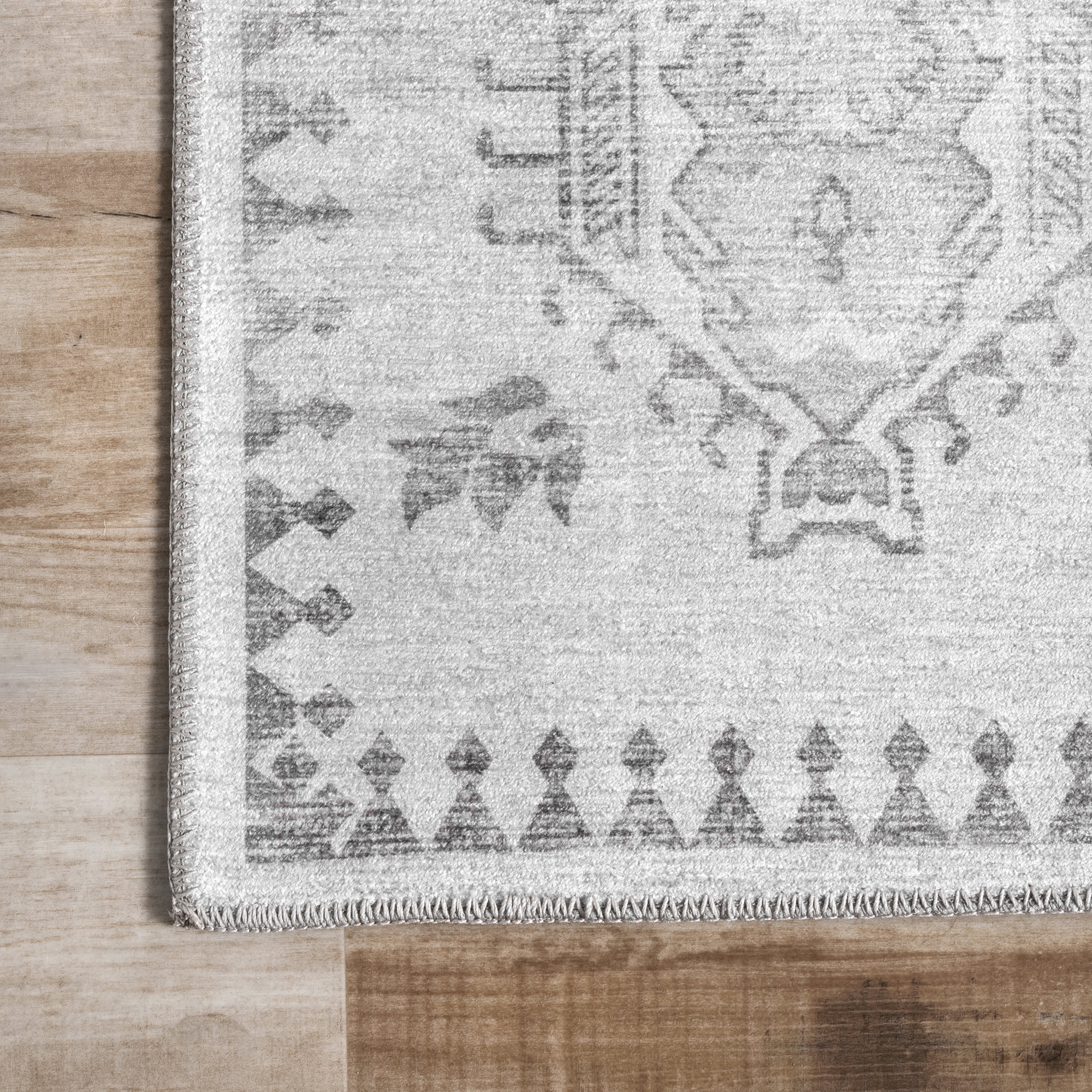 Brenda Hazy Heraldry Washable Rug | Light Grey - Image 3