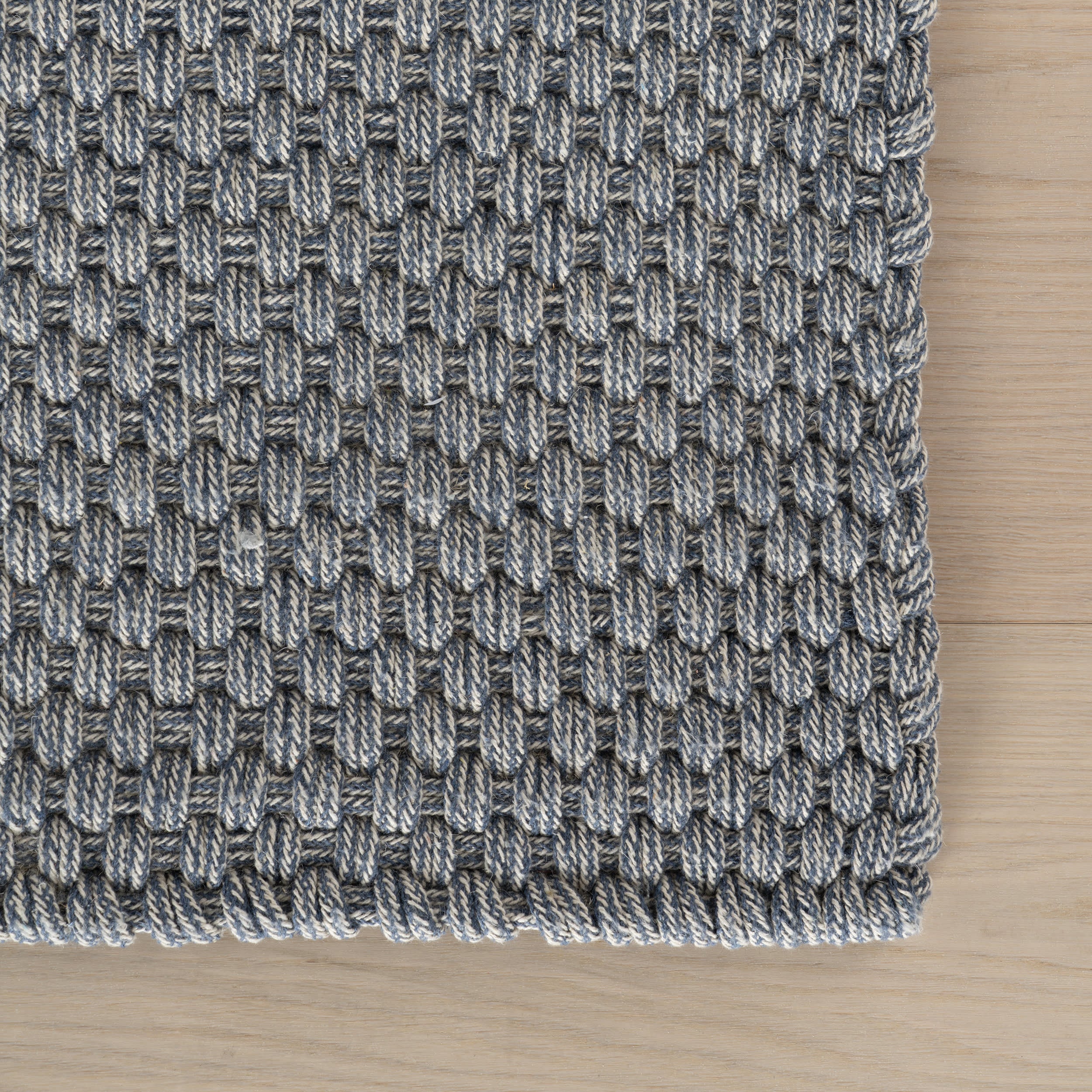 Bridges Rope Rug | Navy - Image 9