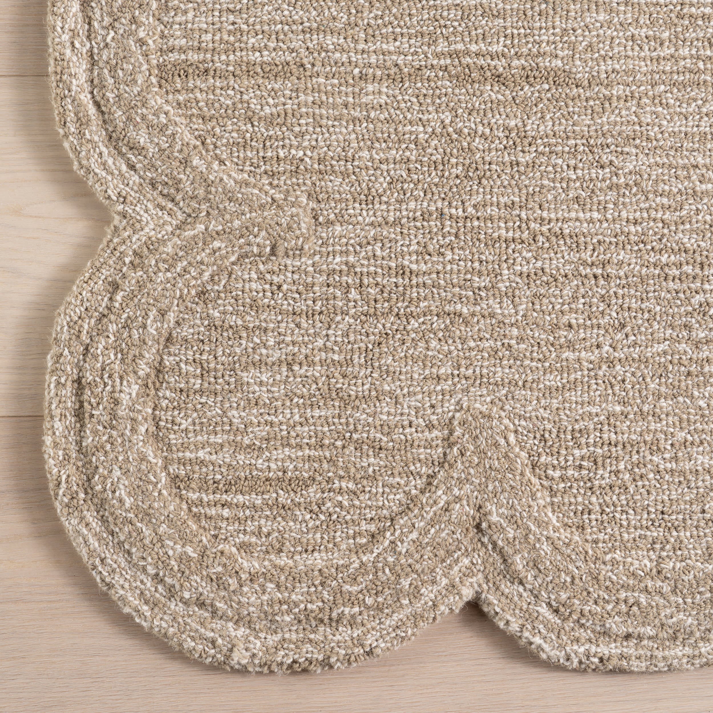 Broaun Solid Bordered Rug | Oatmeal - Image 4