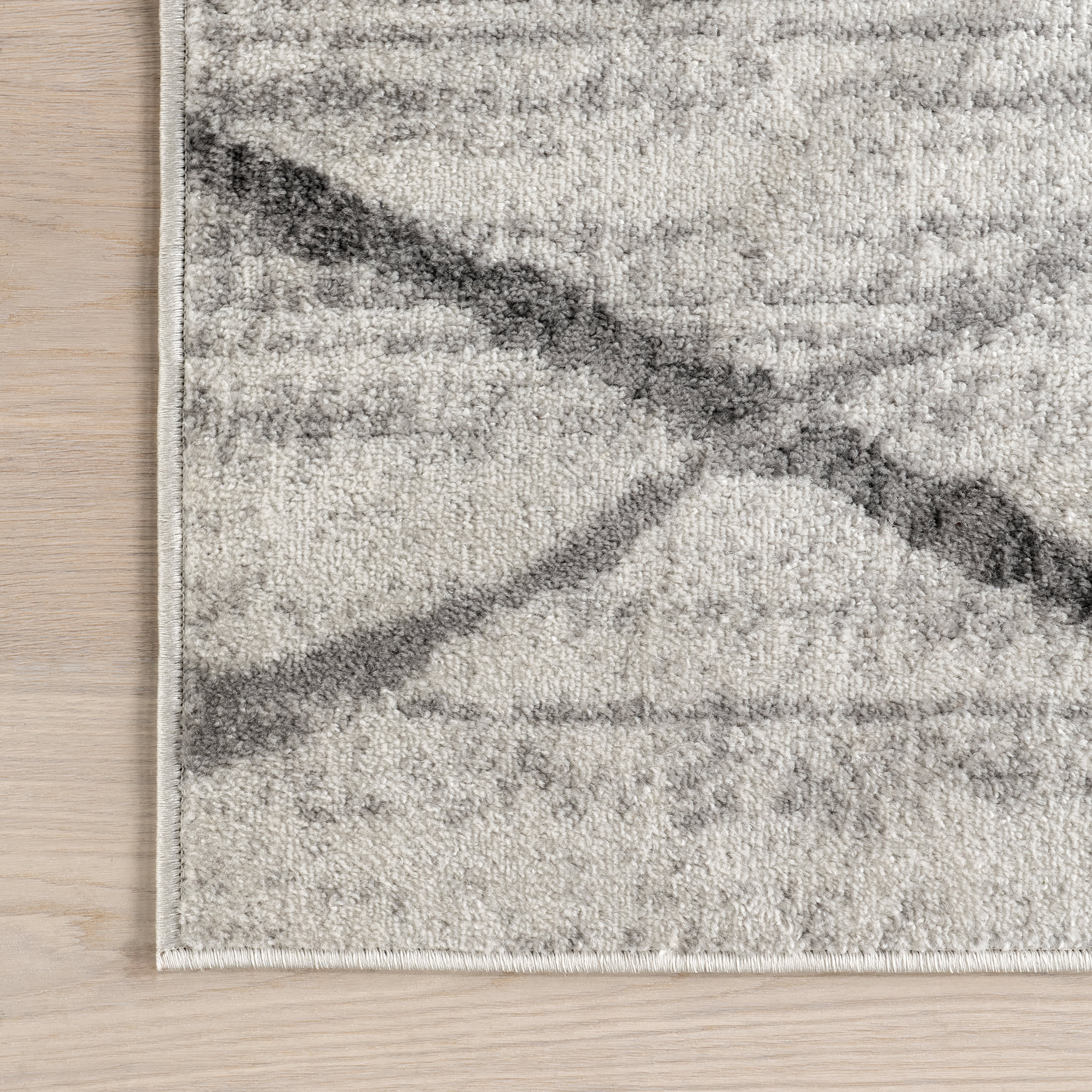Broken Lattice Rug | Grey - Image 4