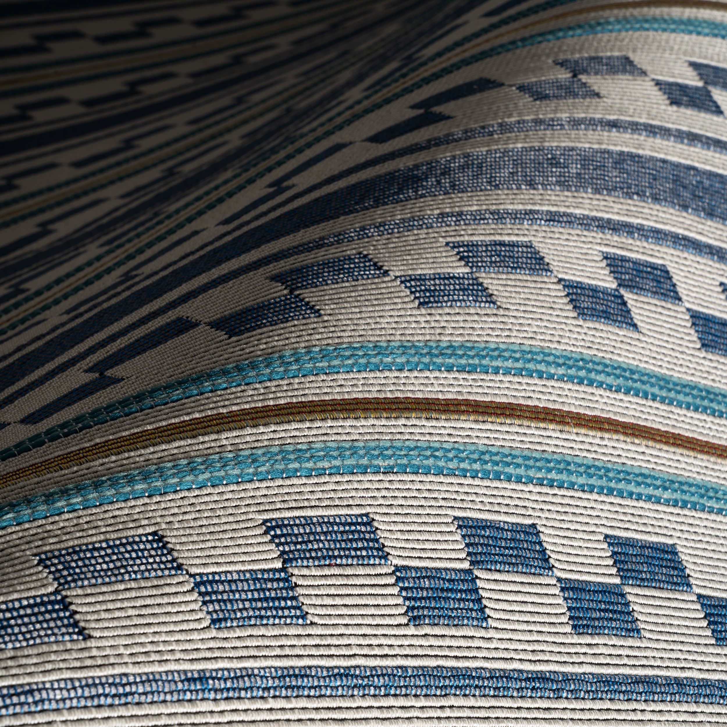 Caldera Modern Checkered Indoor/Outdoor Rug | Blue - Image 4