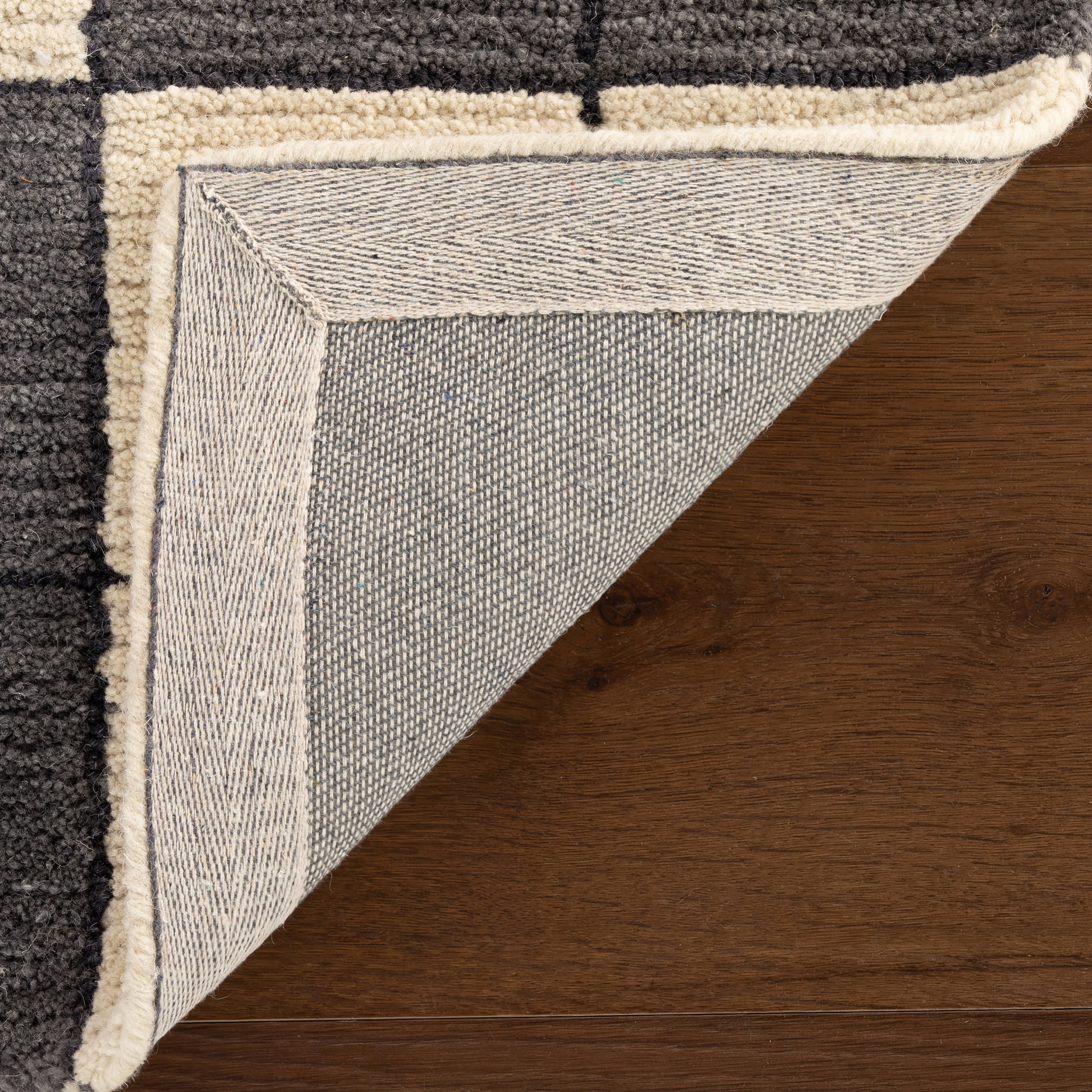 Caligo Mid Century Modern Bordered Rug | Grey - Image 5