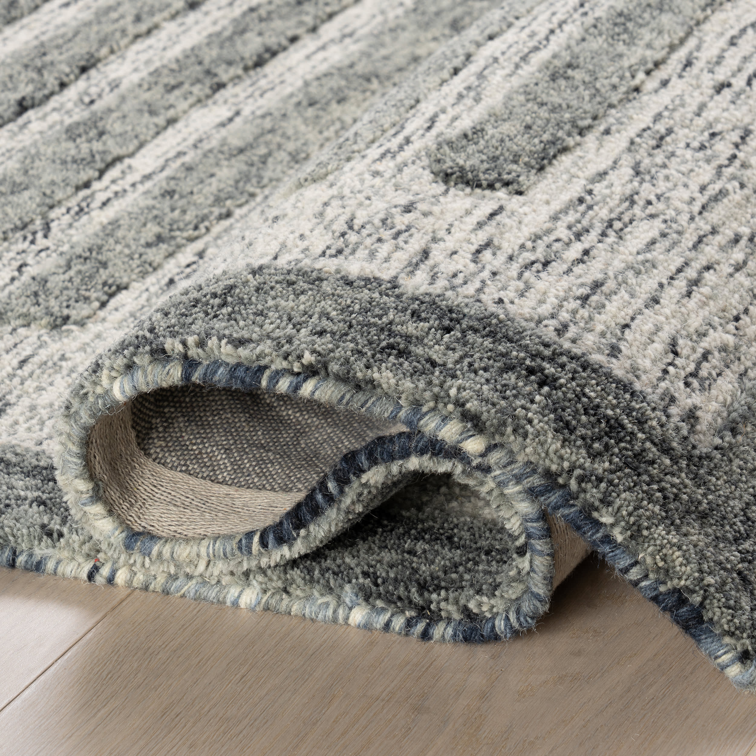 Caly Modern Bordered Wool Rug | Grey - Image 8