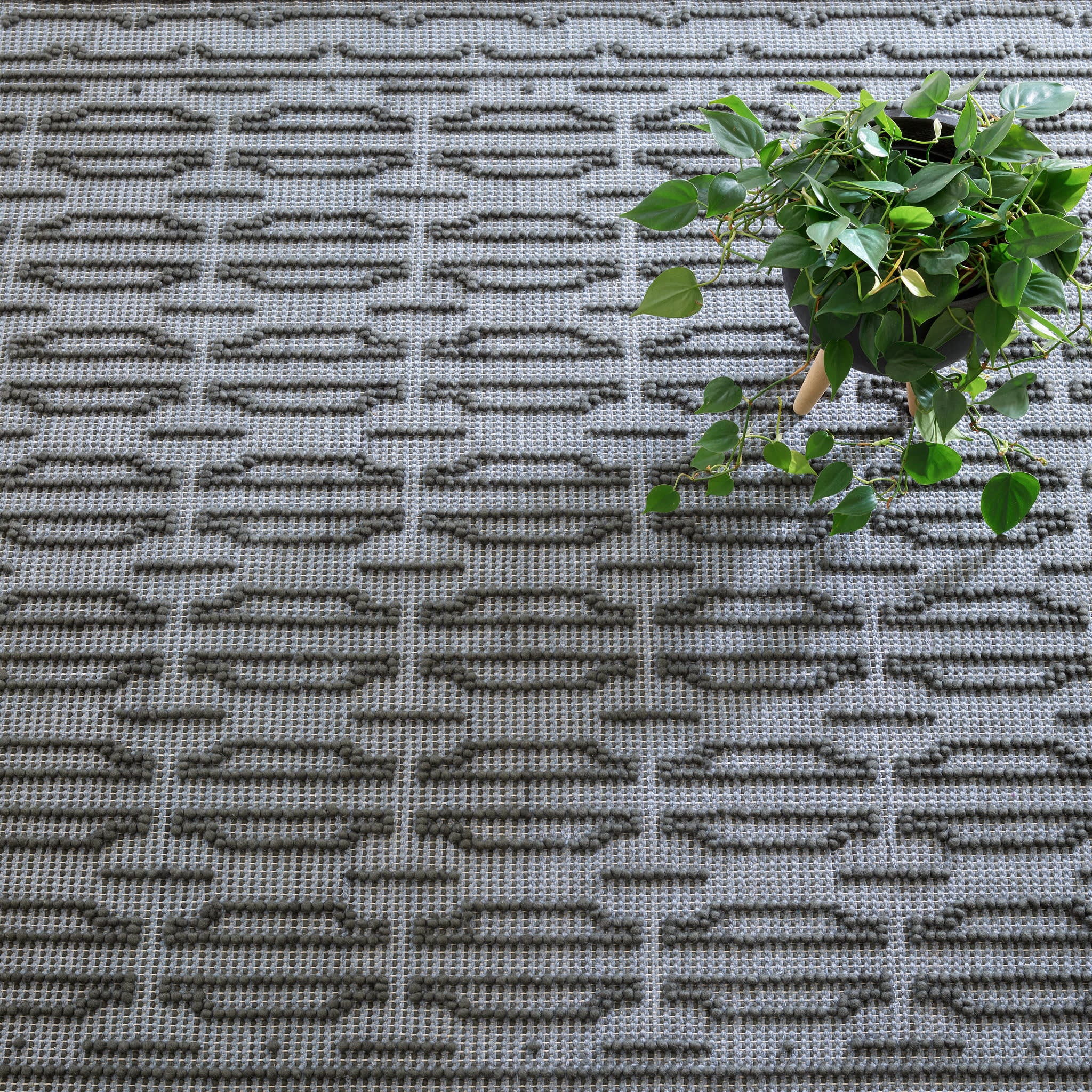 Campbell Handwoven Wool Rug | Iron - Image 4