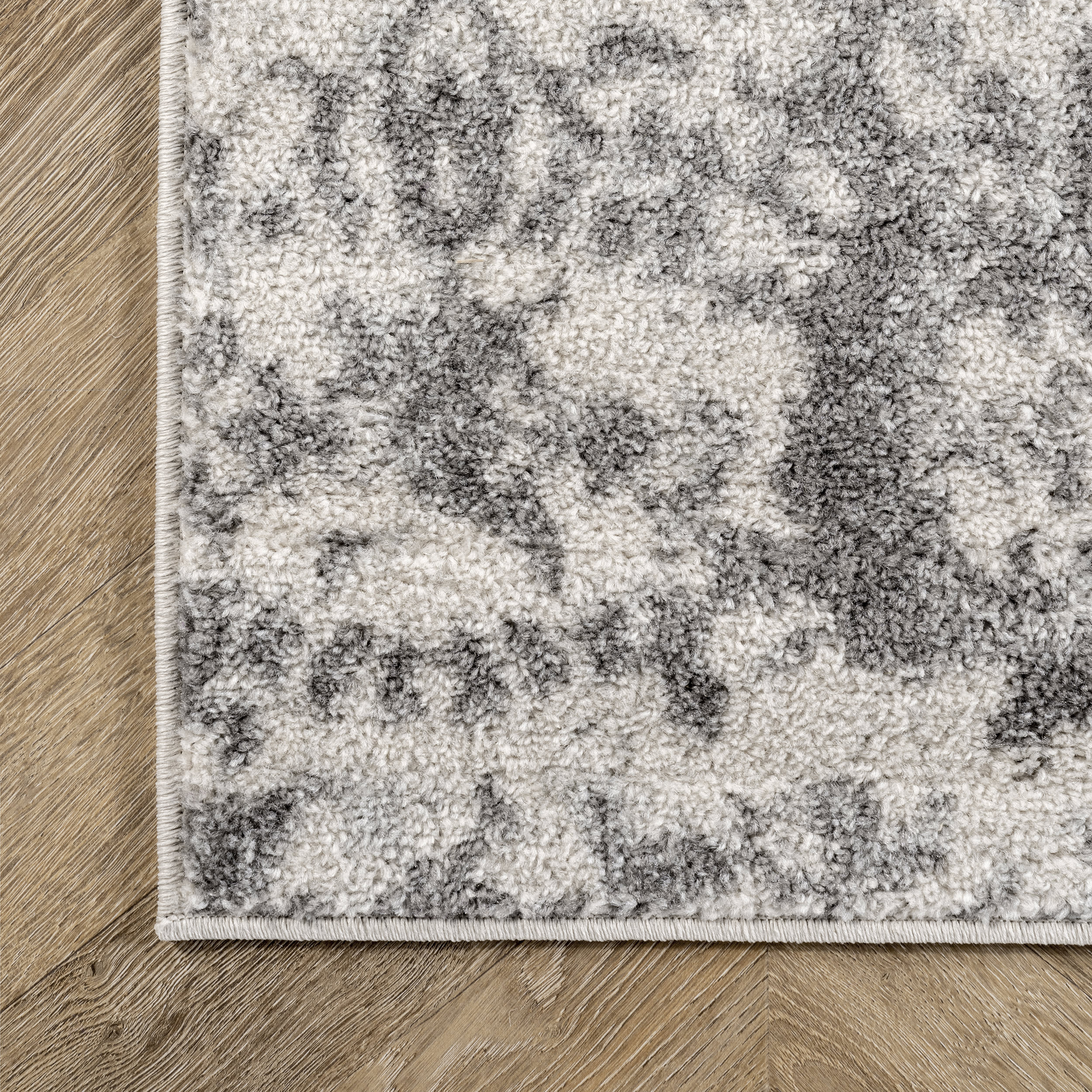 Cardinal Peony Vineyard Rug | Grey - Image 3