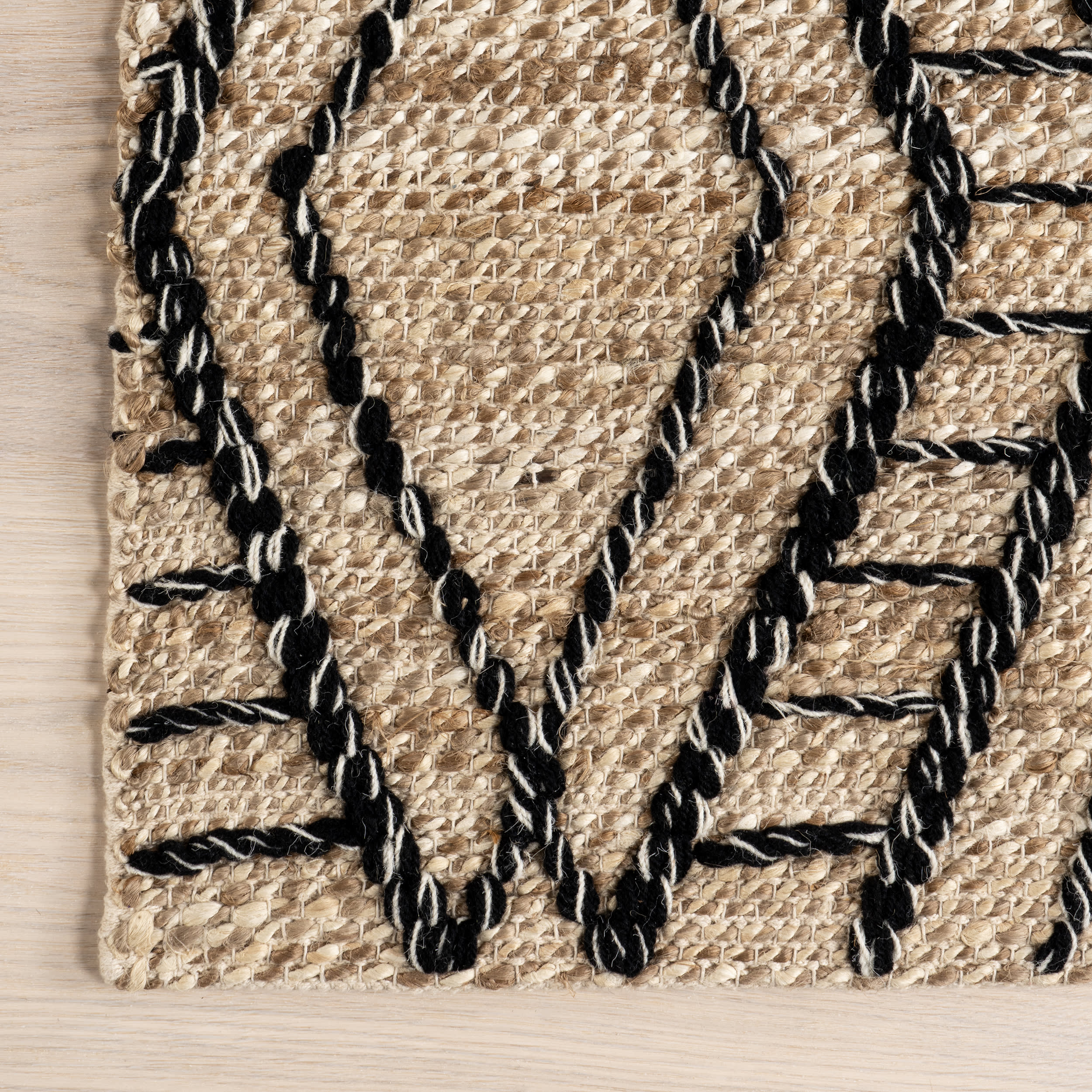 Carolyn Trellis Jute Rug | Light Beige - Image 3