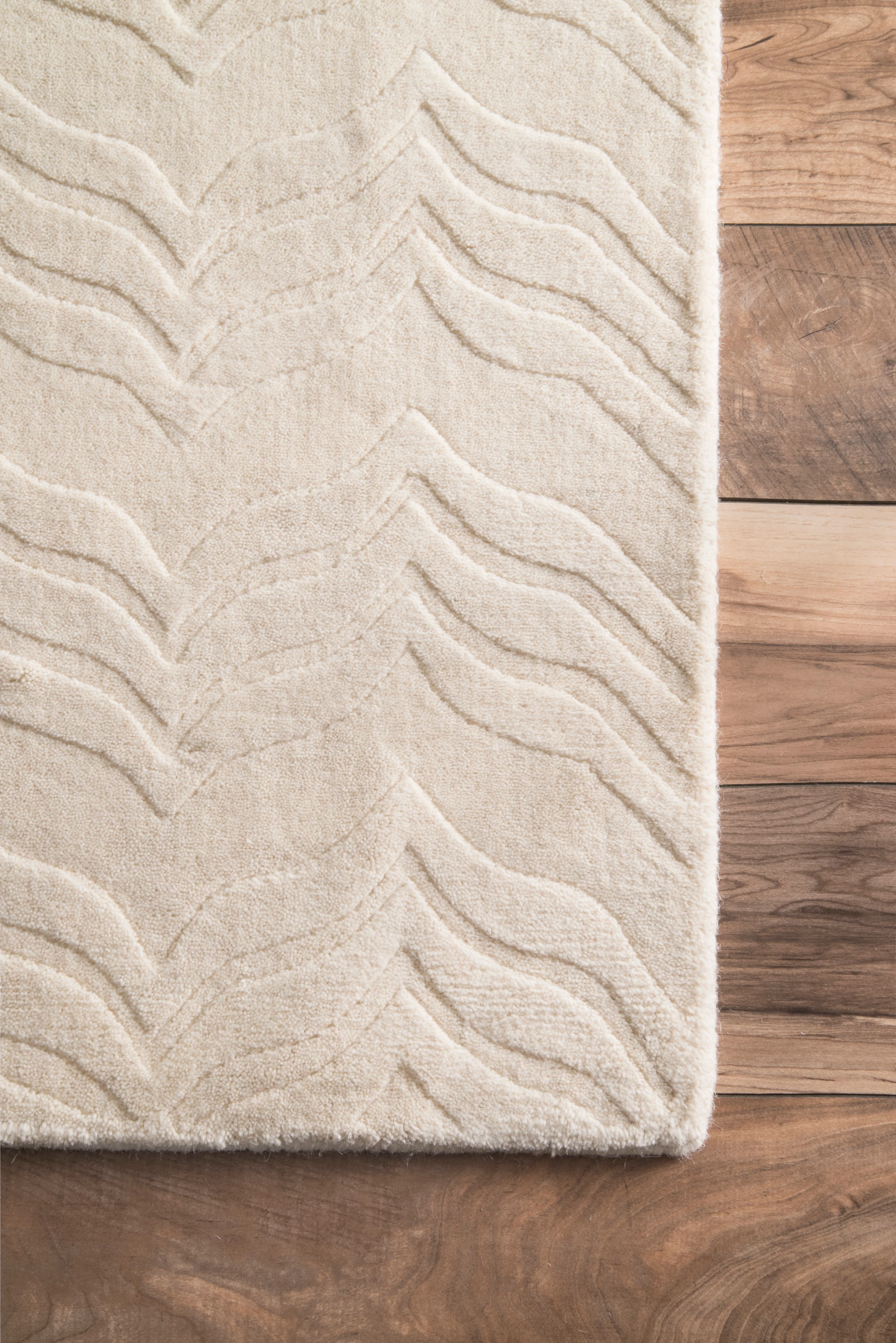 Carved Chevron Rug | Ivory - Image 3