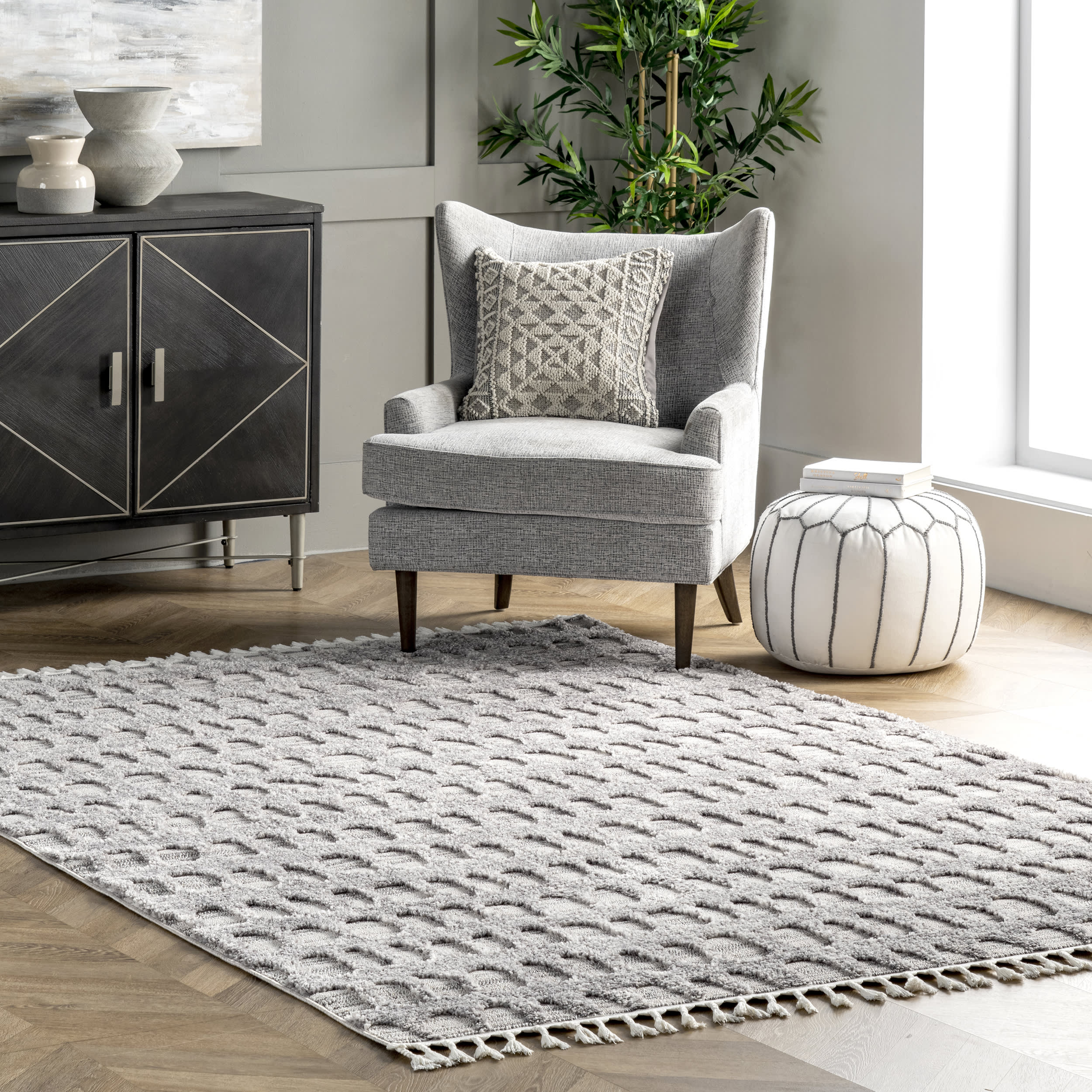Carved Honeycomb Tasseled Rug | Grey - Image 2