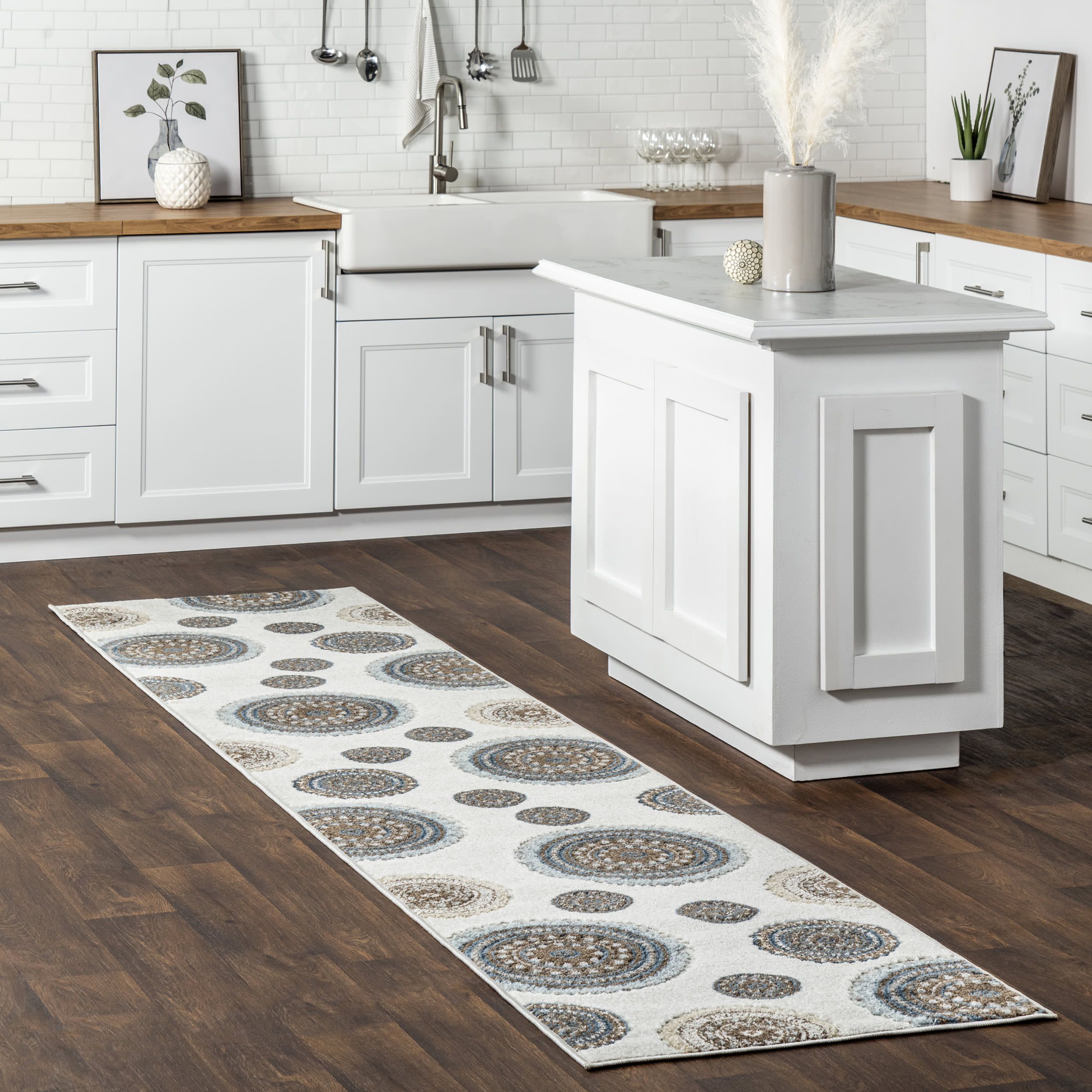 Carved Regal Suzani Indoor/Outdoor Rug | Beige - Image 2