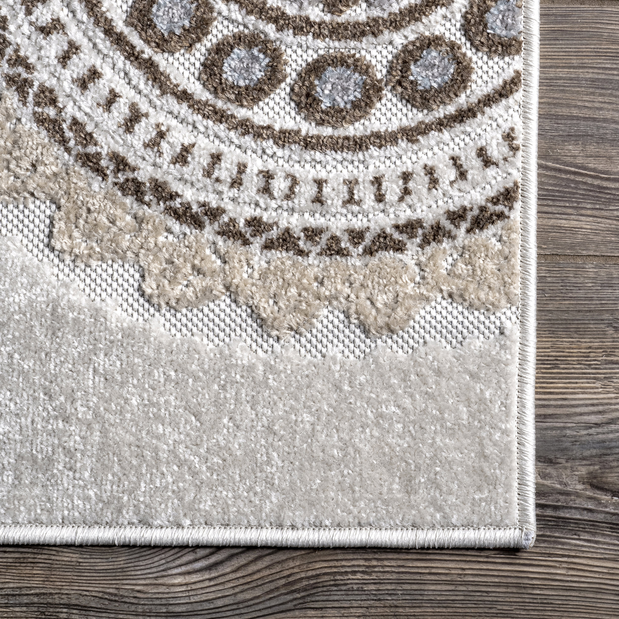 Carved Regal Suzani Indoor/Outdoor Rug | Beige - Image 3