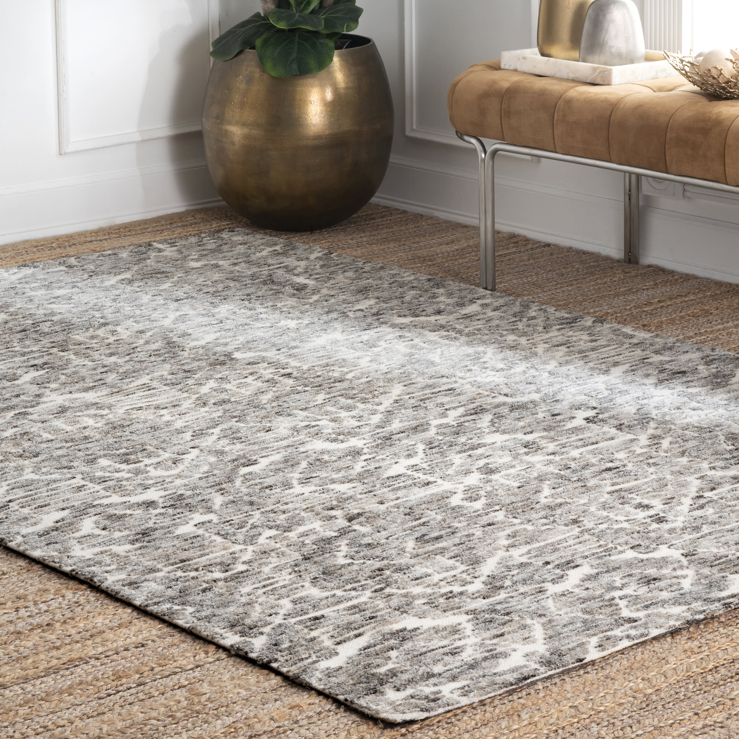 Carved Tribal Trellis Rug | Grey - Image 2