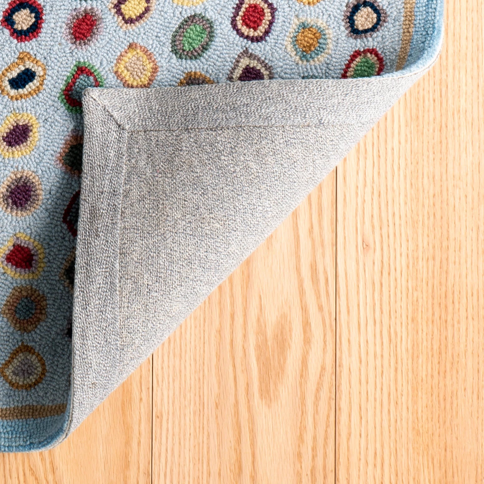 Cat's Paw Hand Micro Hooked Wool Rug | Blue - Image 8