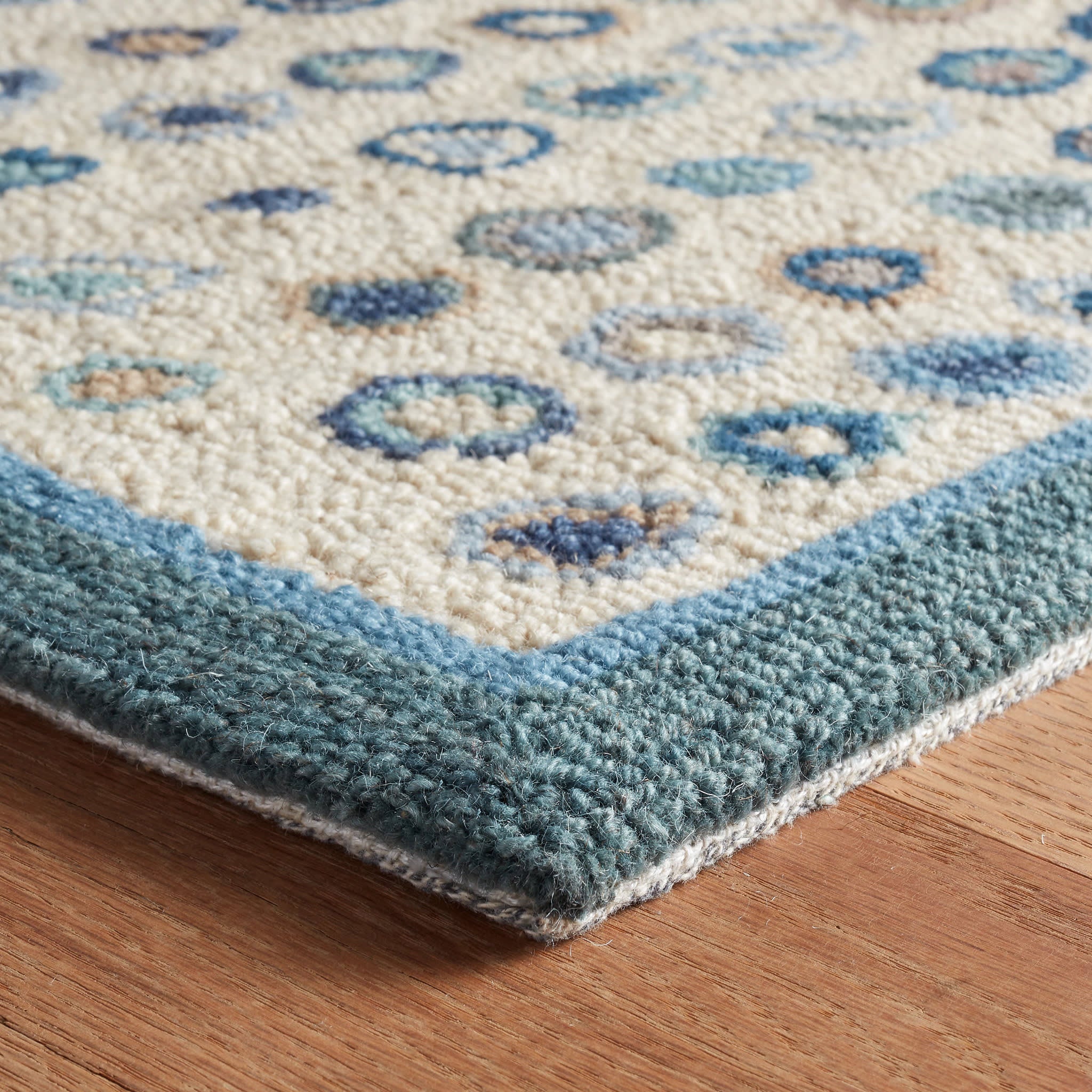 Cat's Paw Hand Micro Hooked Wool Rug | Mineral - Image 8