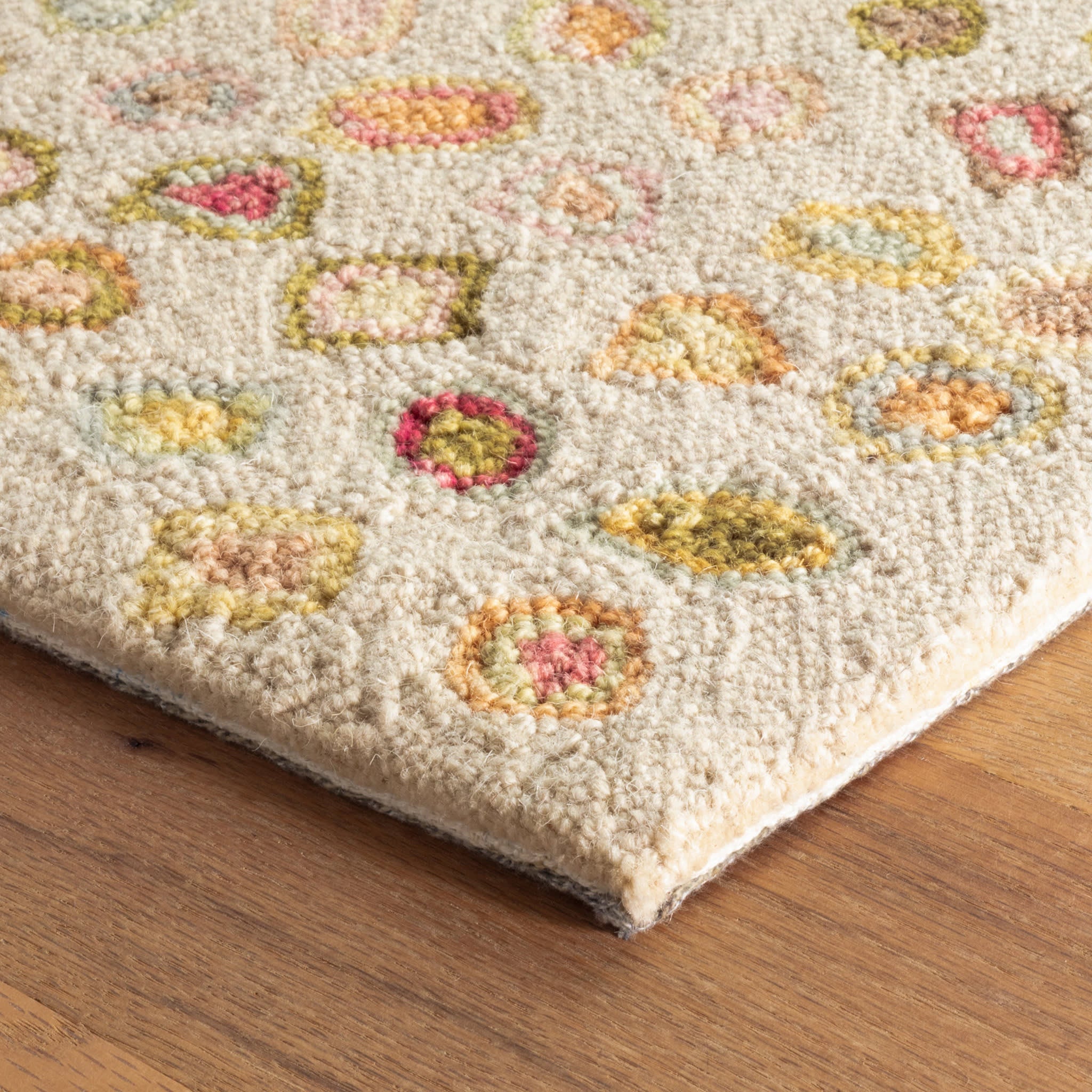 Cat's Paw Hand Micro Hooked Wool Rug | Pastel - Image 4