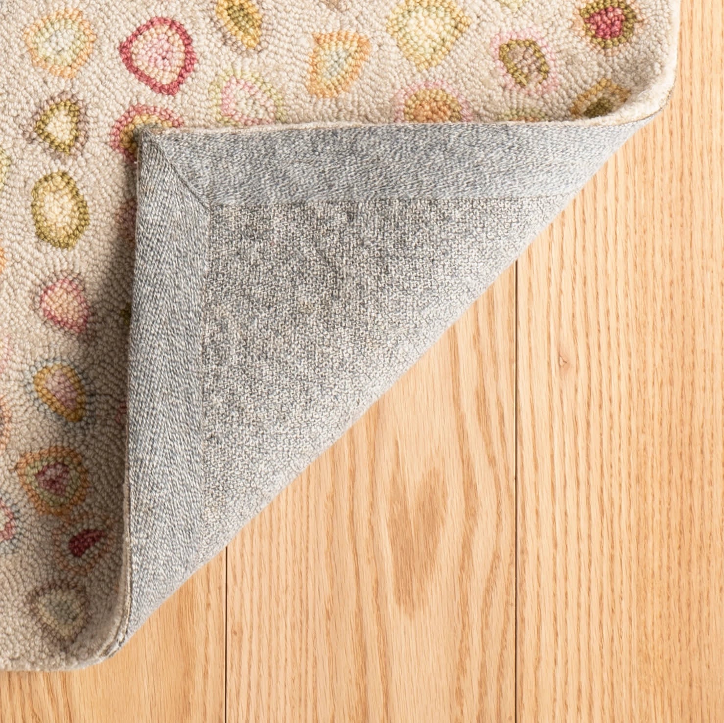 Cat's Paw Hand Micro Hooked Wool Rug | Pastel - Image 5