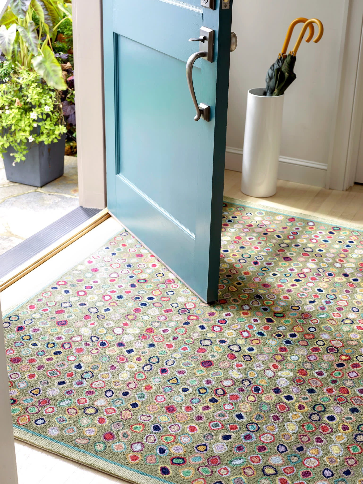 Cat's Paw Hand Micro Hooked Wool Rug | Sage - Image 4