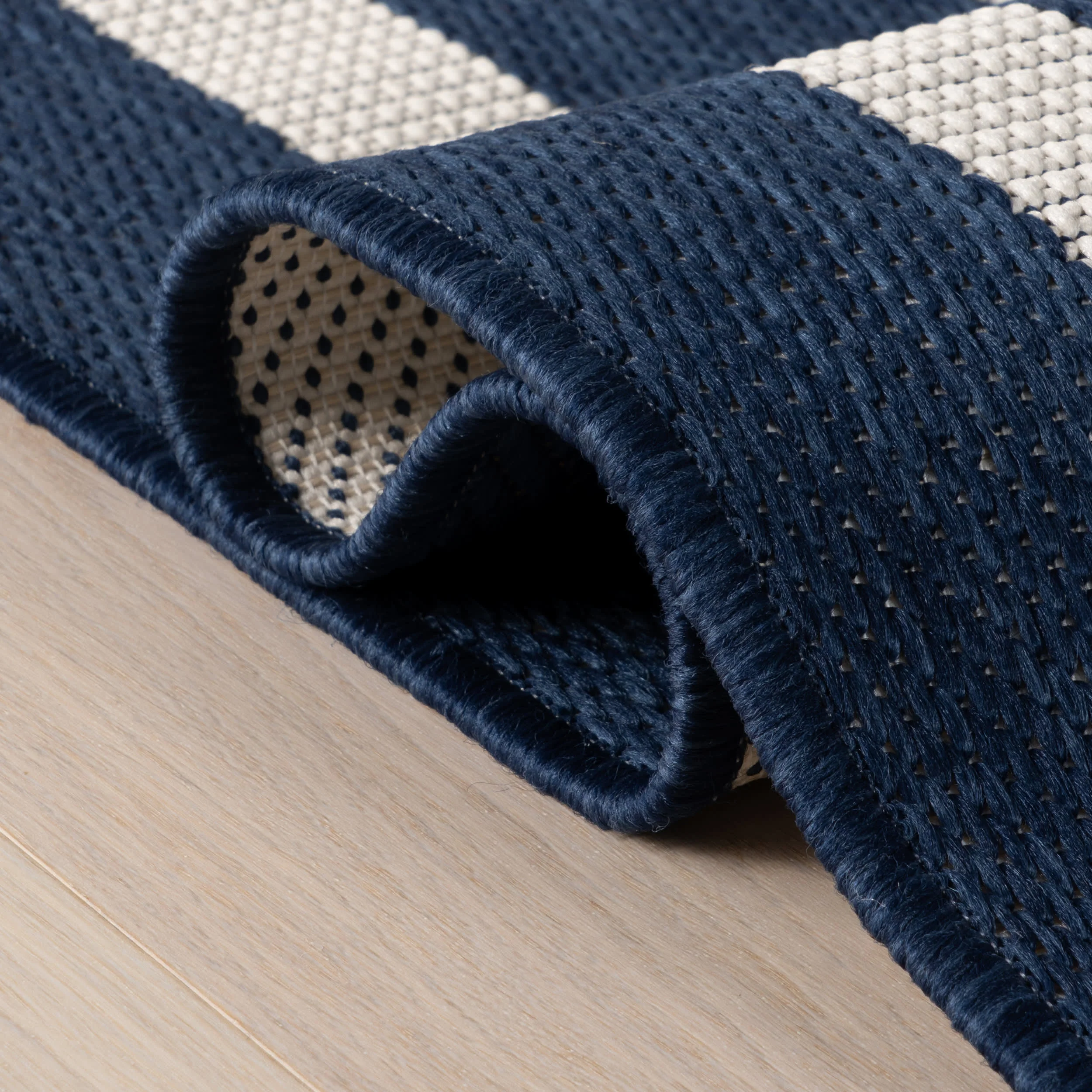 Celestia Contemporary Geometric Indoor/Outdoor Rug | Navy - Image 10
