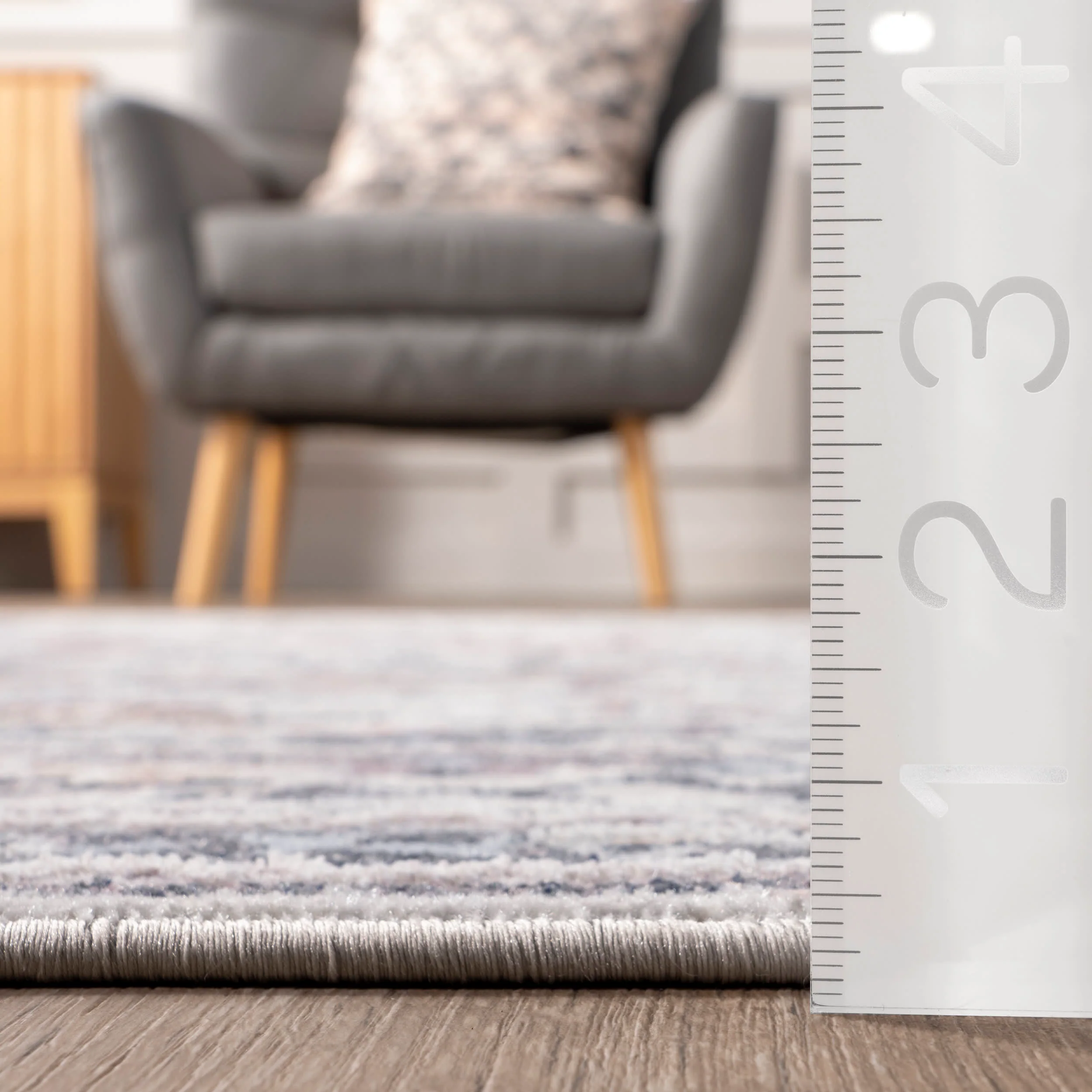 Chaya Persian Medallion Rug | Grey - Image 5