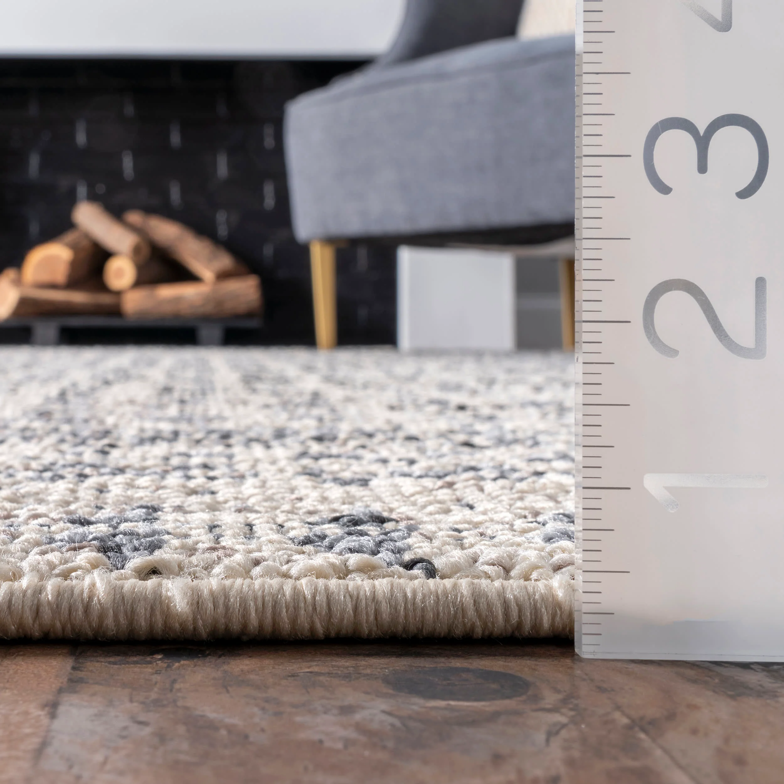 Checkered Diamonds Rug | Light Grey - Image 5
