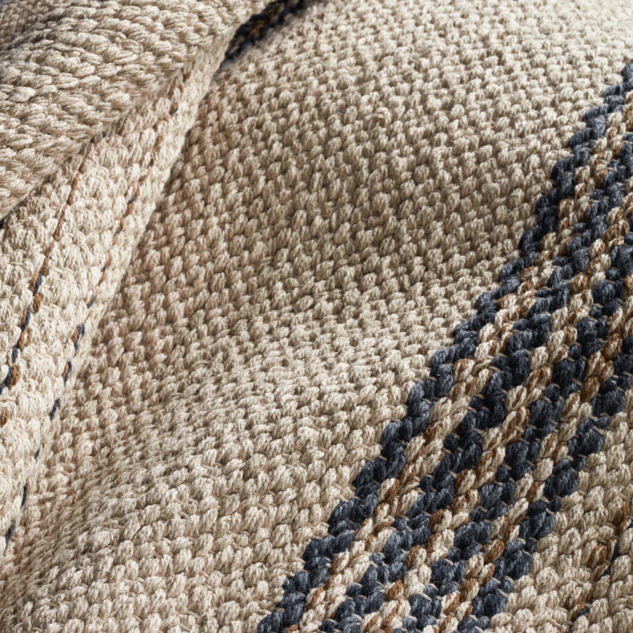 Cielo Stripe Handwoven Cotton Rug | Navy - Image 5