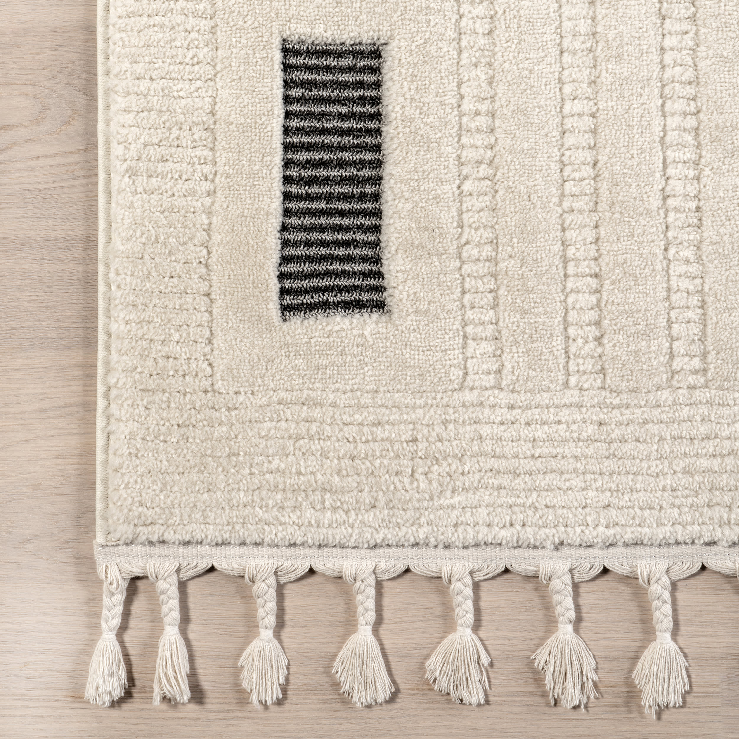 Cissy Geometric Tasseled Rug | Grey - Image 3