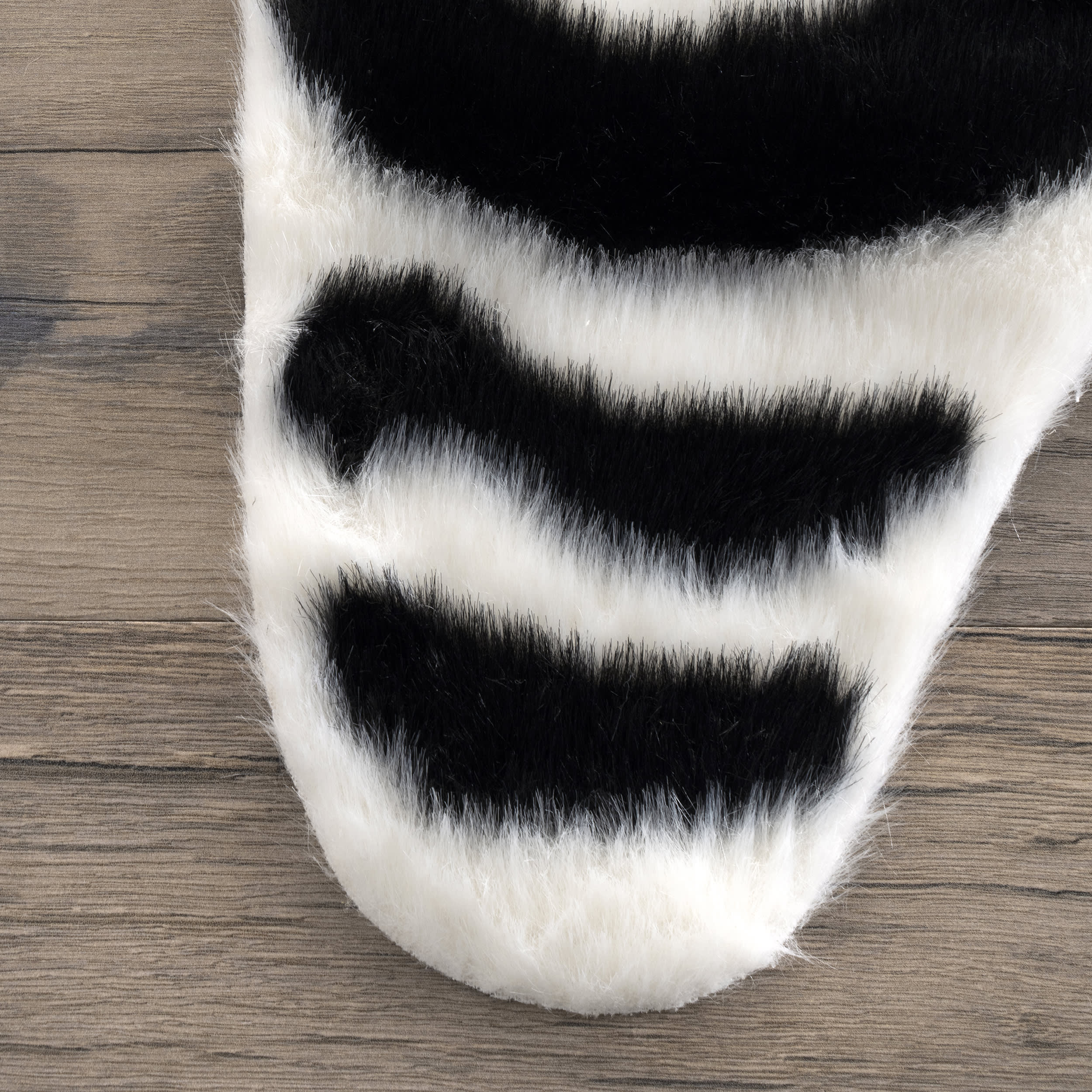 Clara Zebra Washable Rug | Black - Image 3