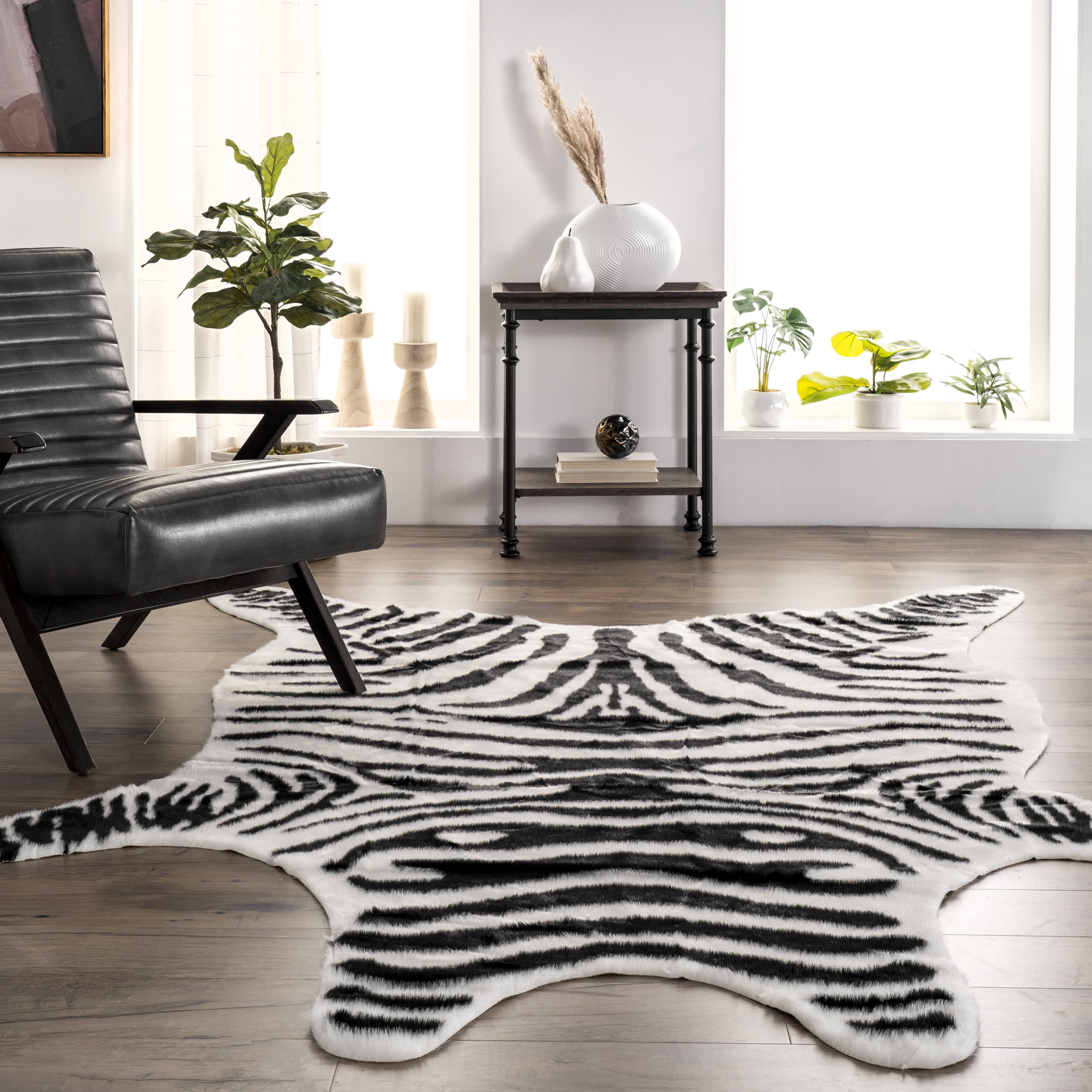 Clara Zebra Washable Rug | Black - Image 4