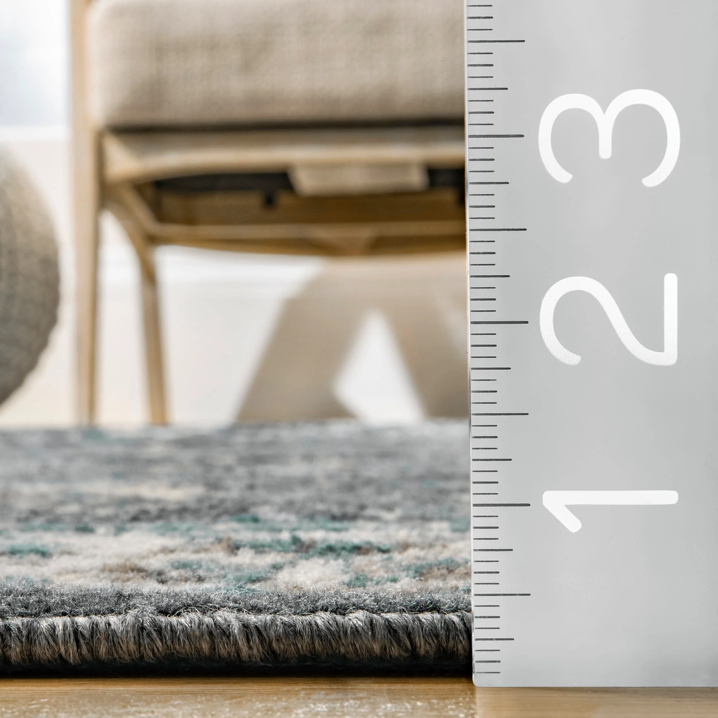 Classic Floral Rug | Grey - Image 5