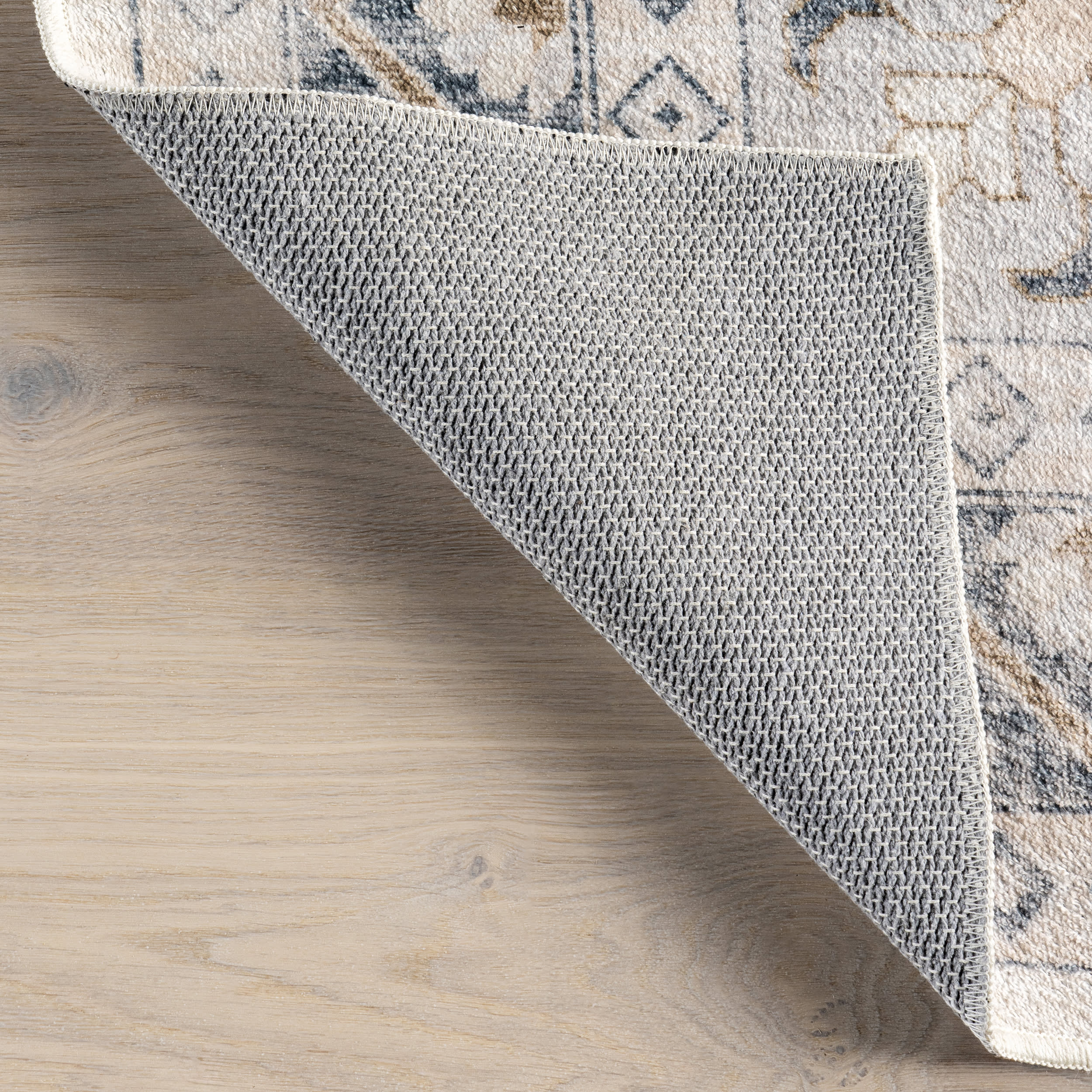 Clovebud Medallion Washable Rug | Grey - Image 6