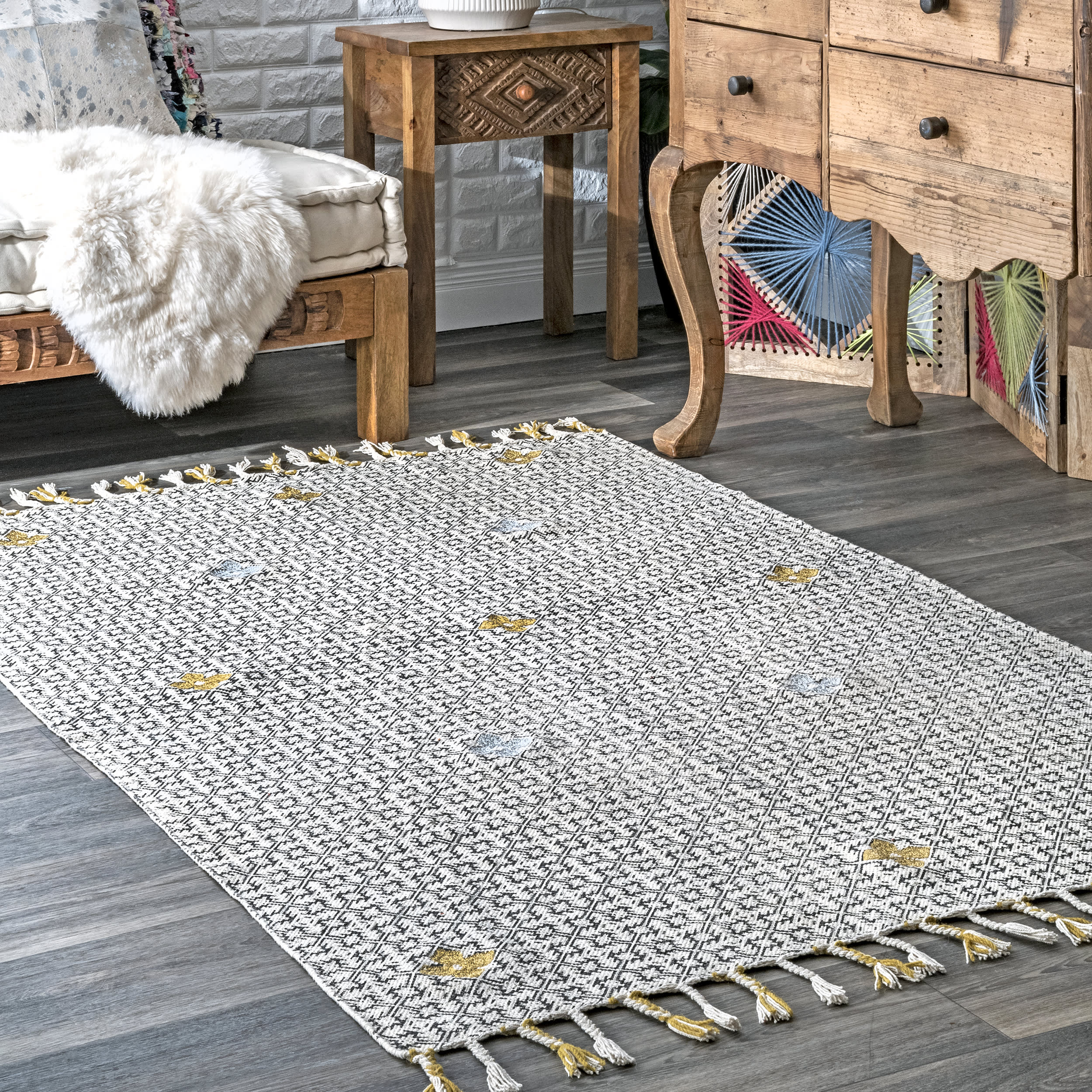 Clover Trellis With Tassels Rug | Ivory - Image 2