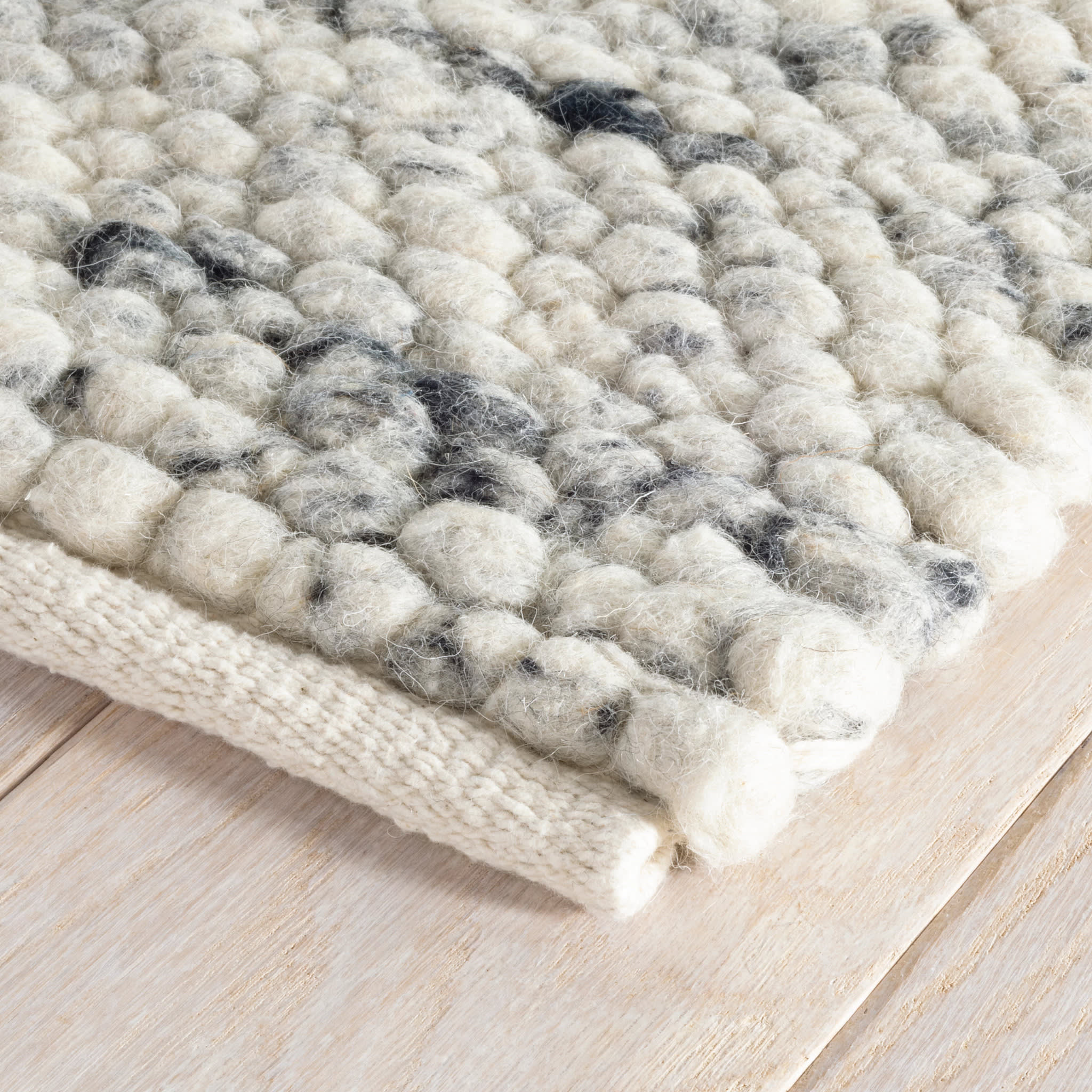 Cobblestone Handwoven Wool Rug | Grey - Image 4