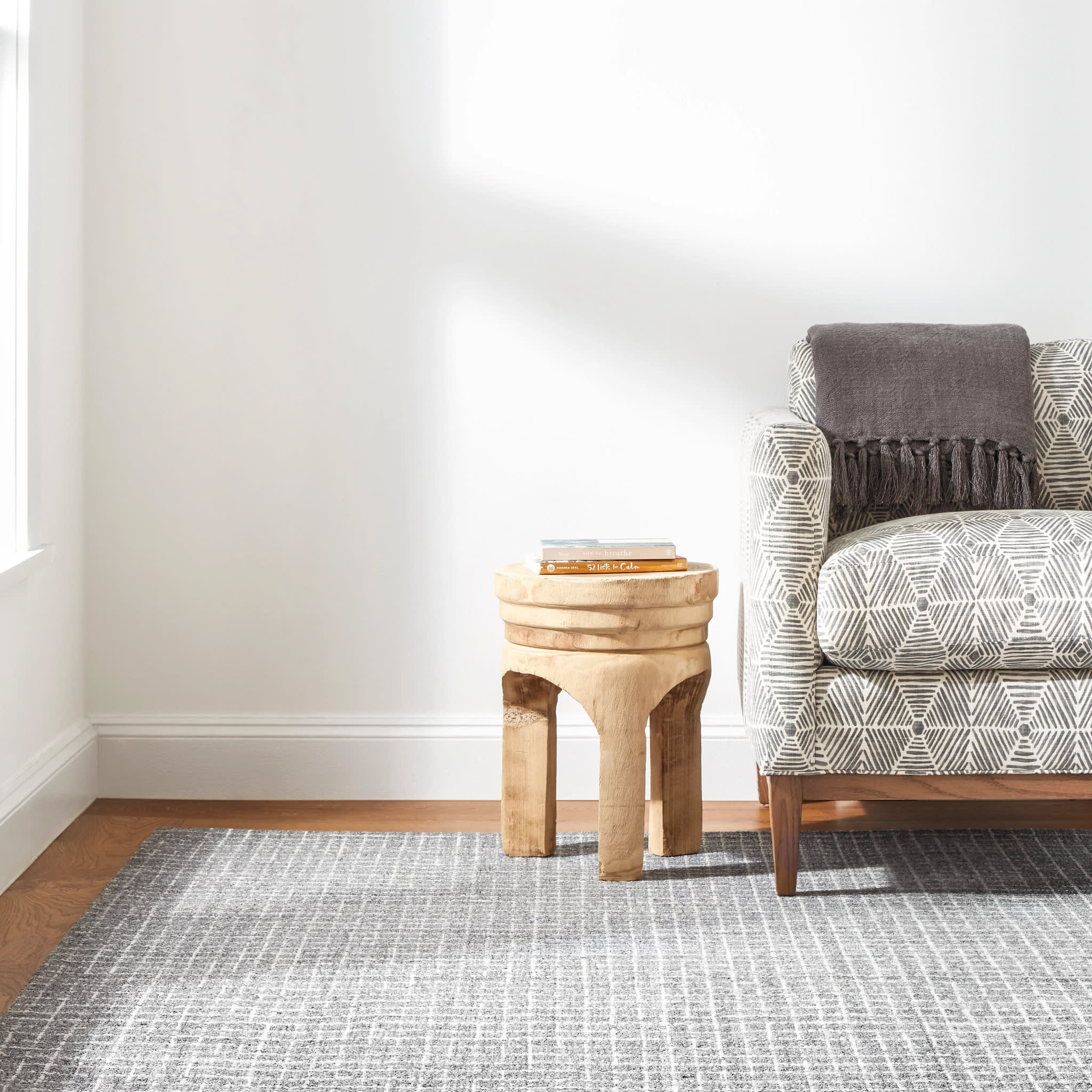 Conall Hand Micro Hooked Wool Rug | Grey - Image 2