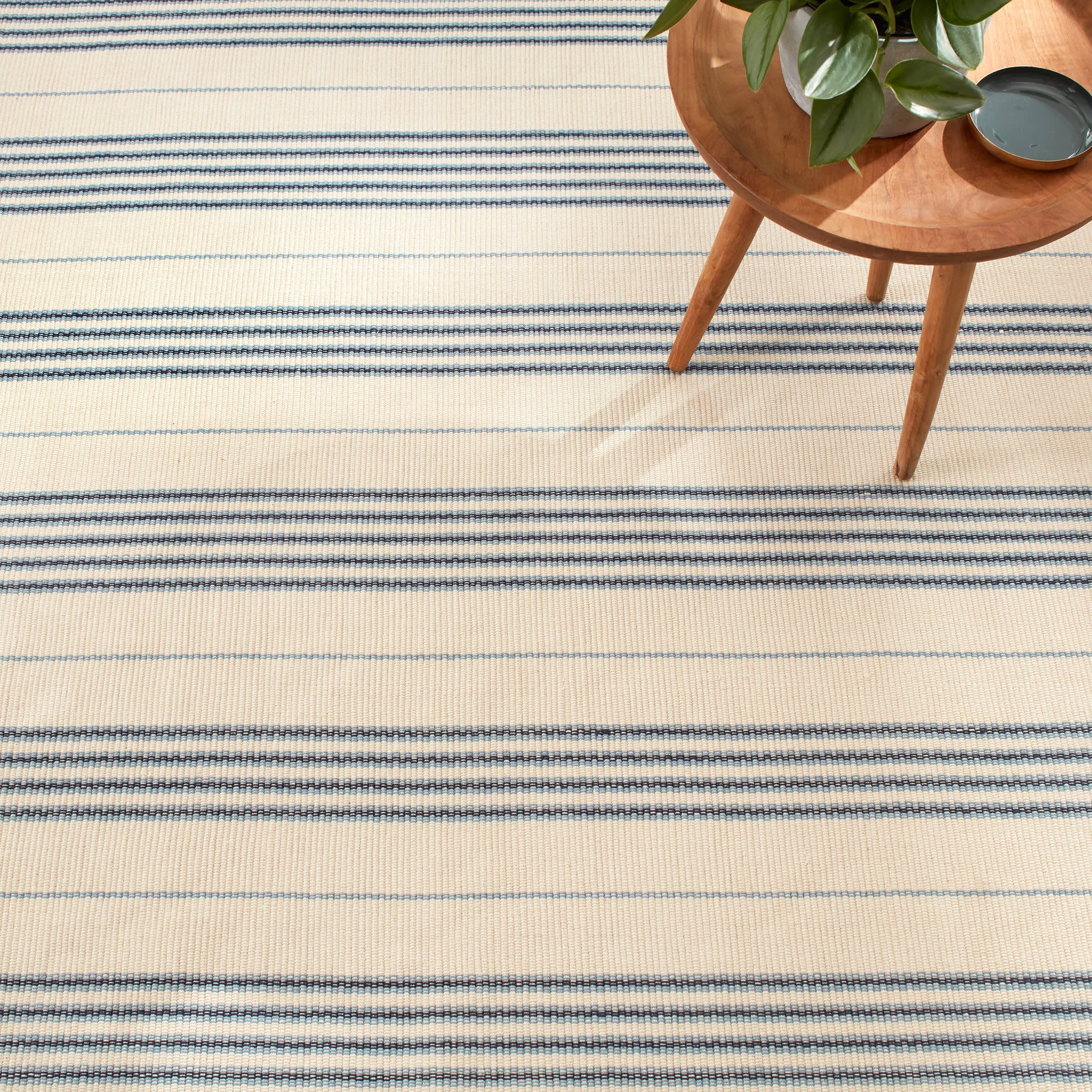 Conway Handwoven Cotton Rug | Blue - Image 3