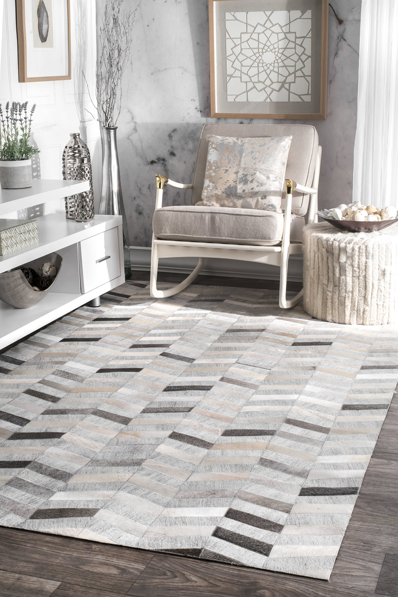 Cowhide Herringbone Rug | Silver - Image 2