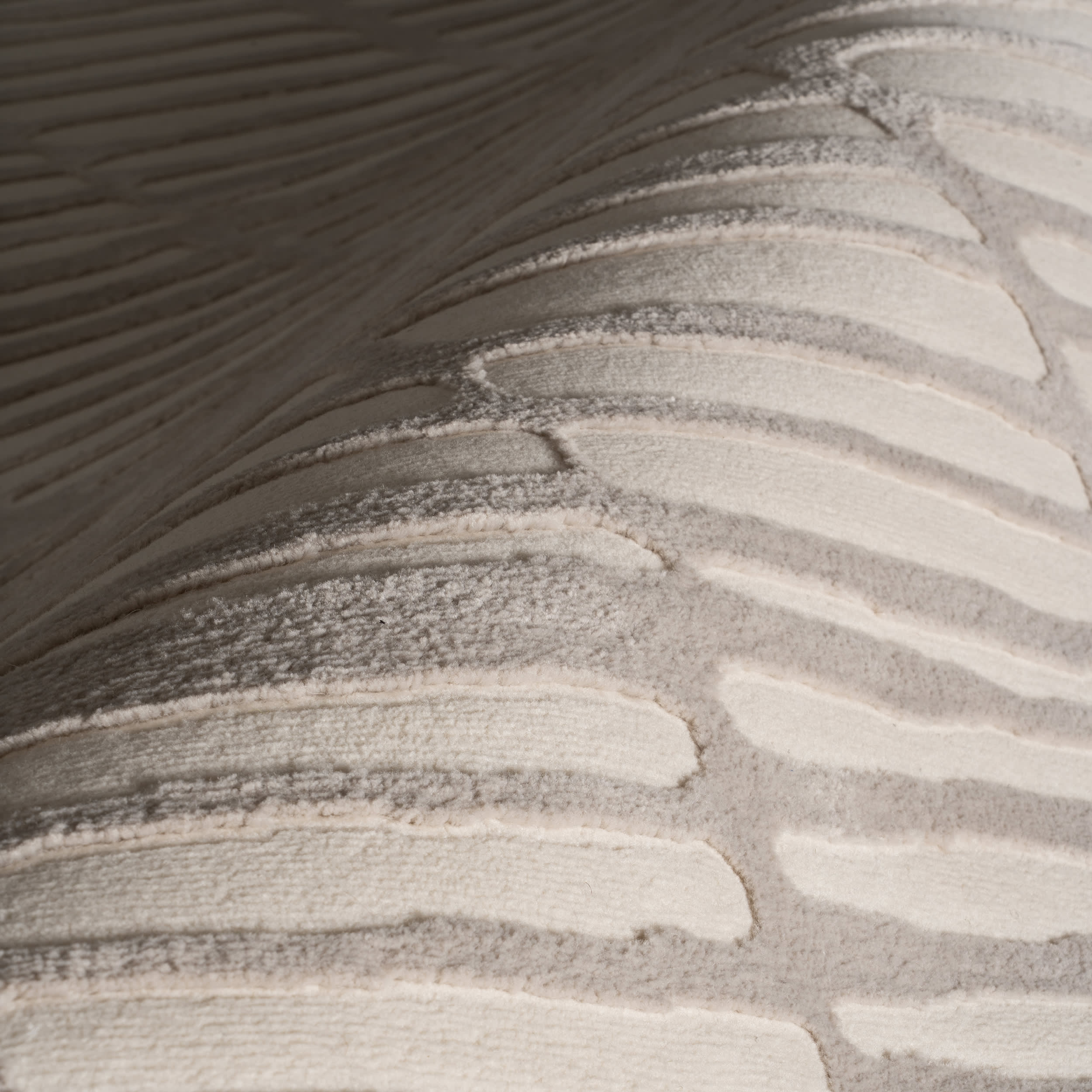 Cranbury Plush Textured Washable Rug | Cream/Grey - Image 3